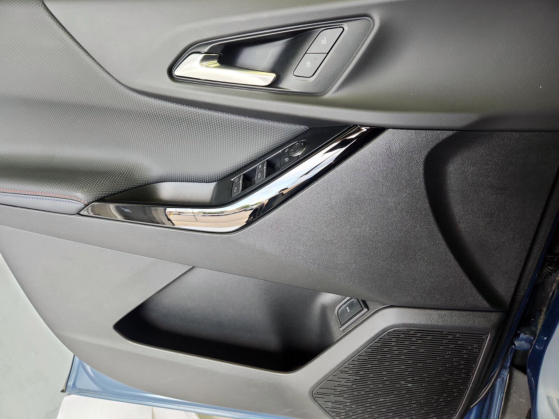 Thumbnail: 2026 Chevrolet Equinox - 12