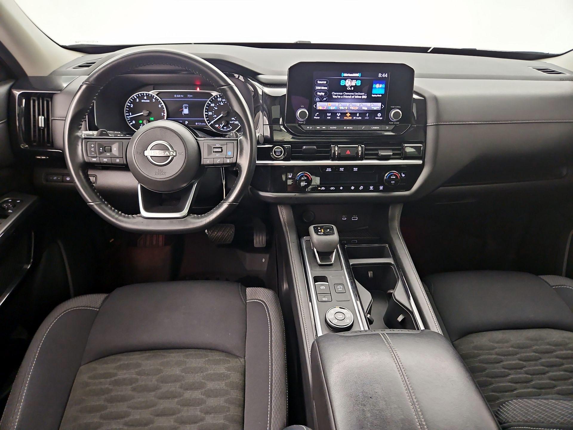 Thumbnail: 2023 Nissan Pathfinder - 9