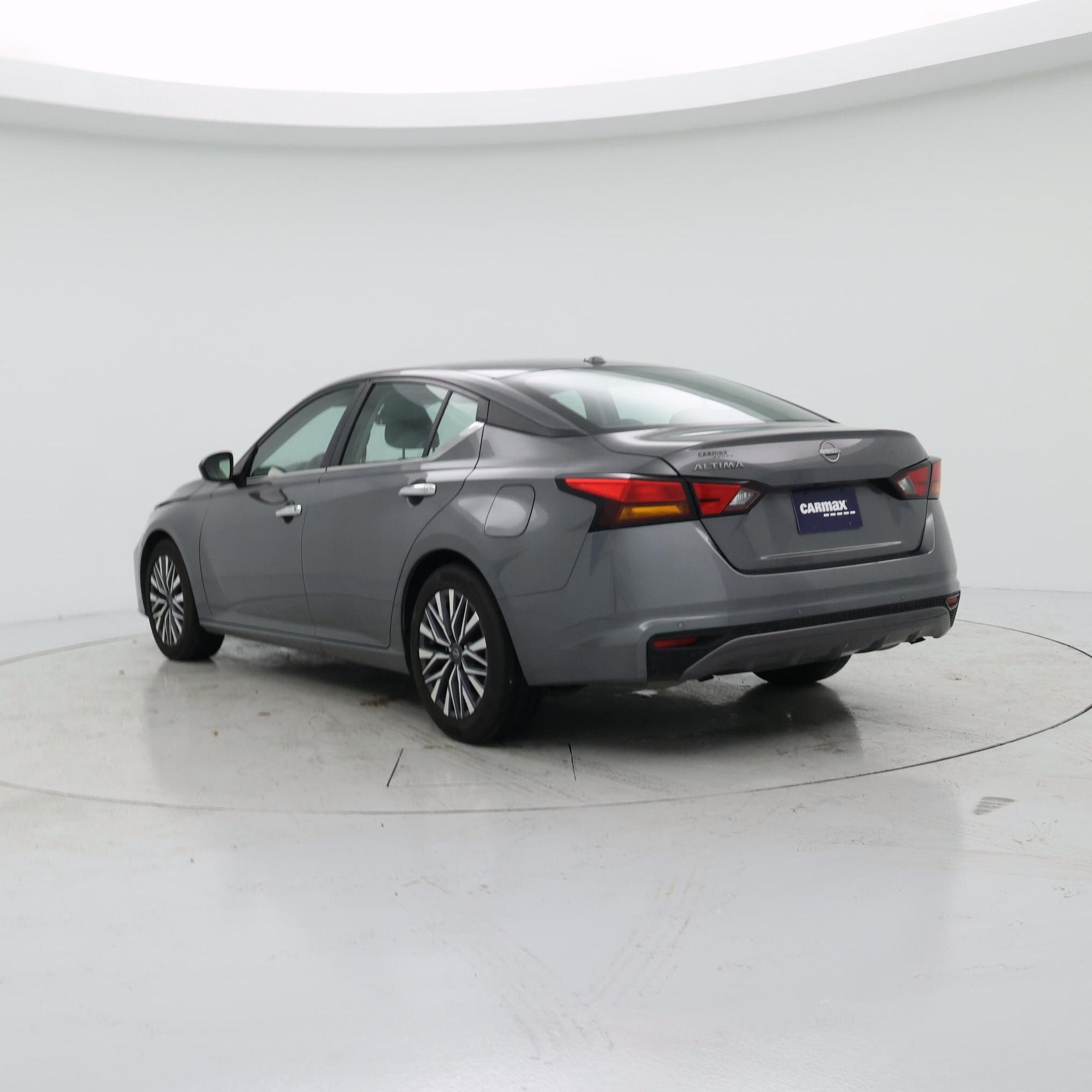 Thumbnail: 2025 Nissan Altima - 2