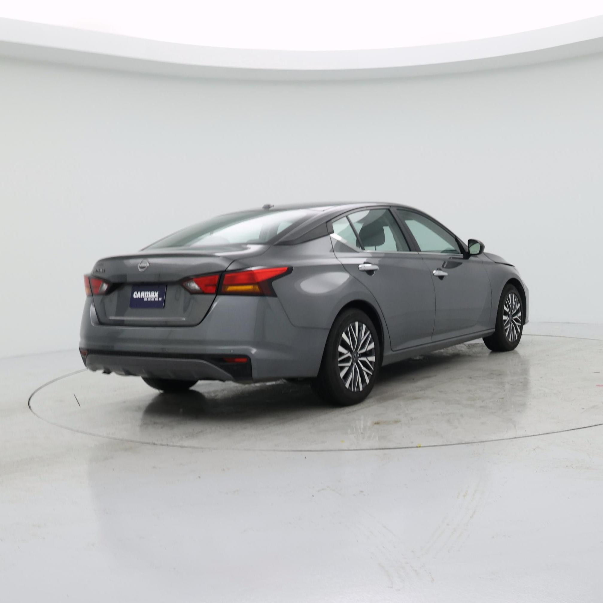 Thumbnail: 2025 Nissan Altima - 8