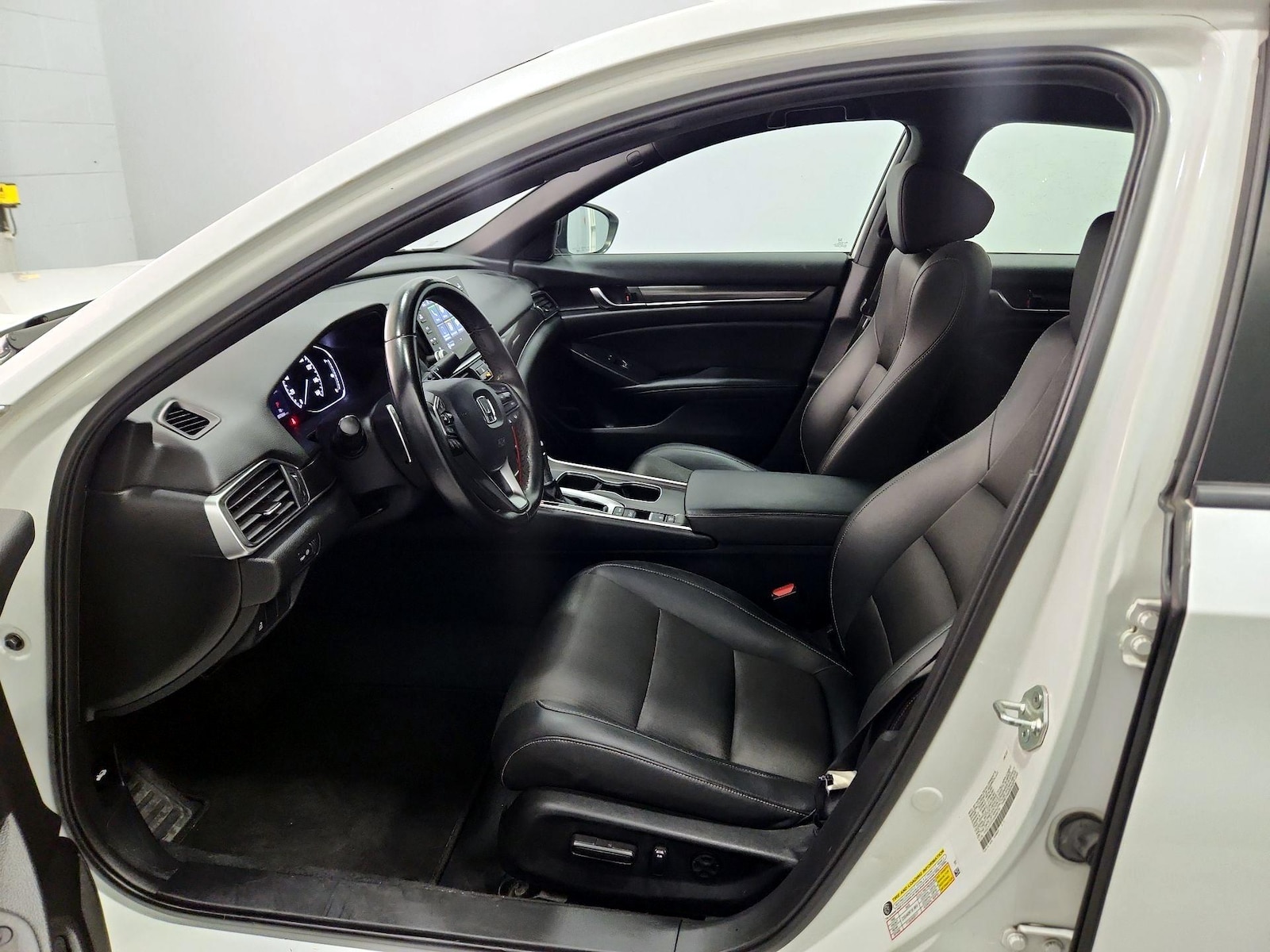 2022 Honda Accord Sport - Photo 12