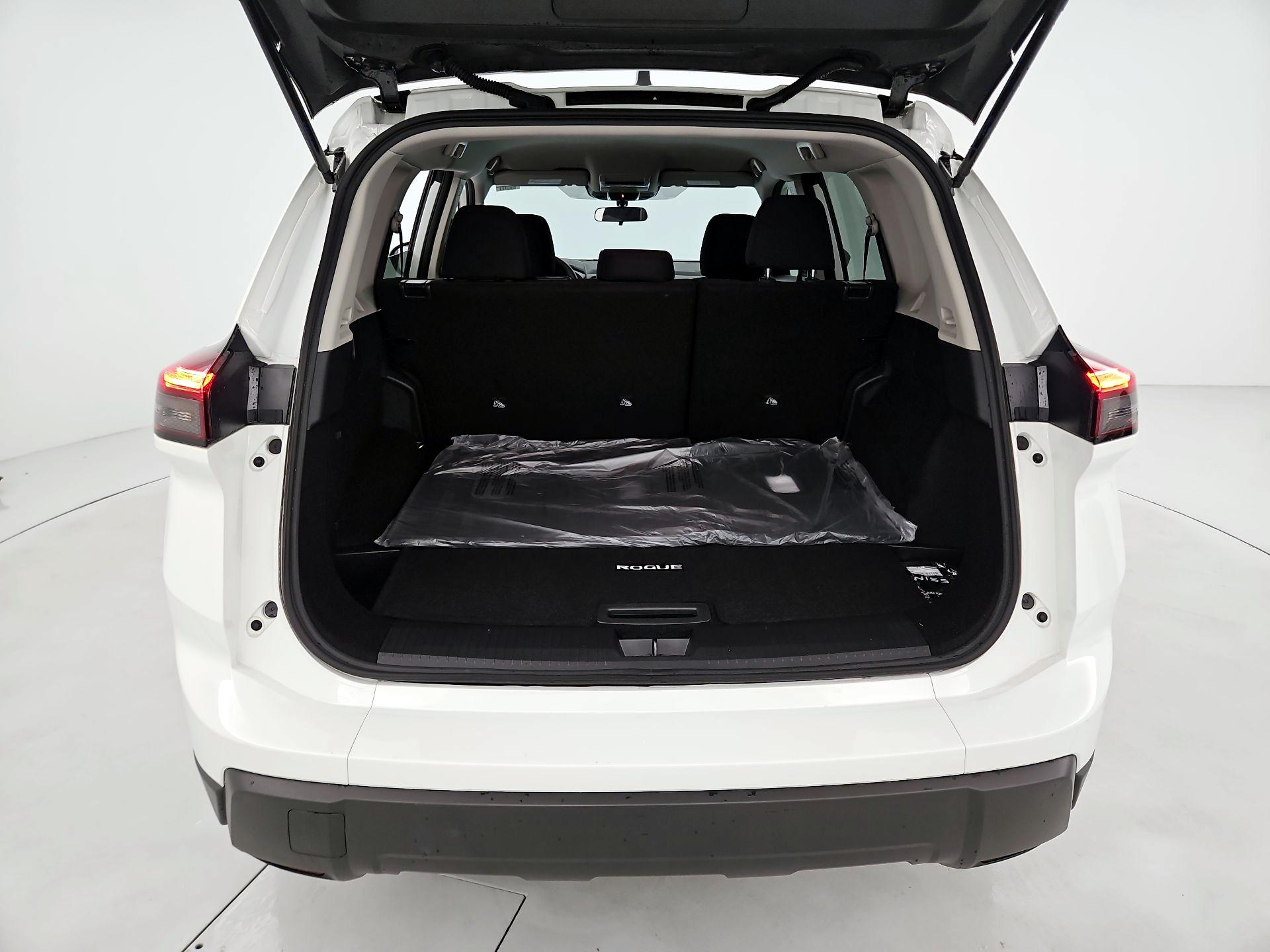 Thumbnail: 2026 Nissan Rogue - 20