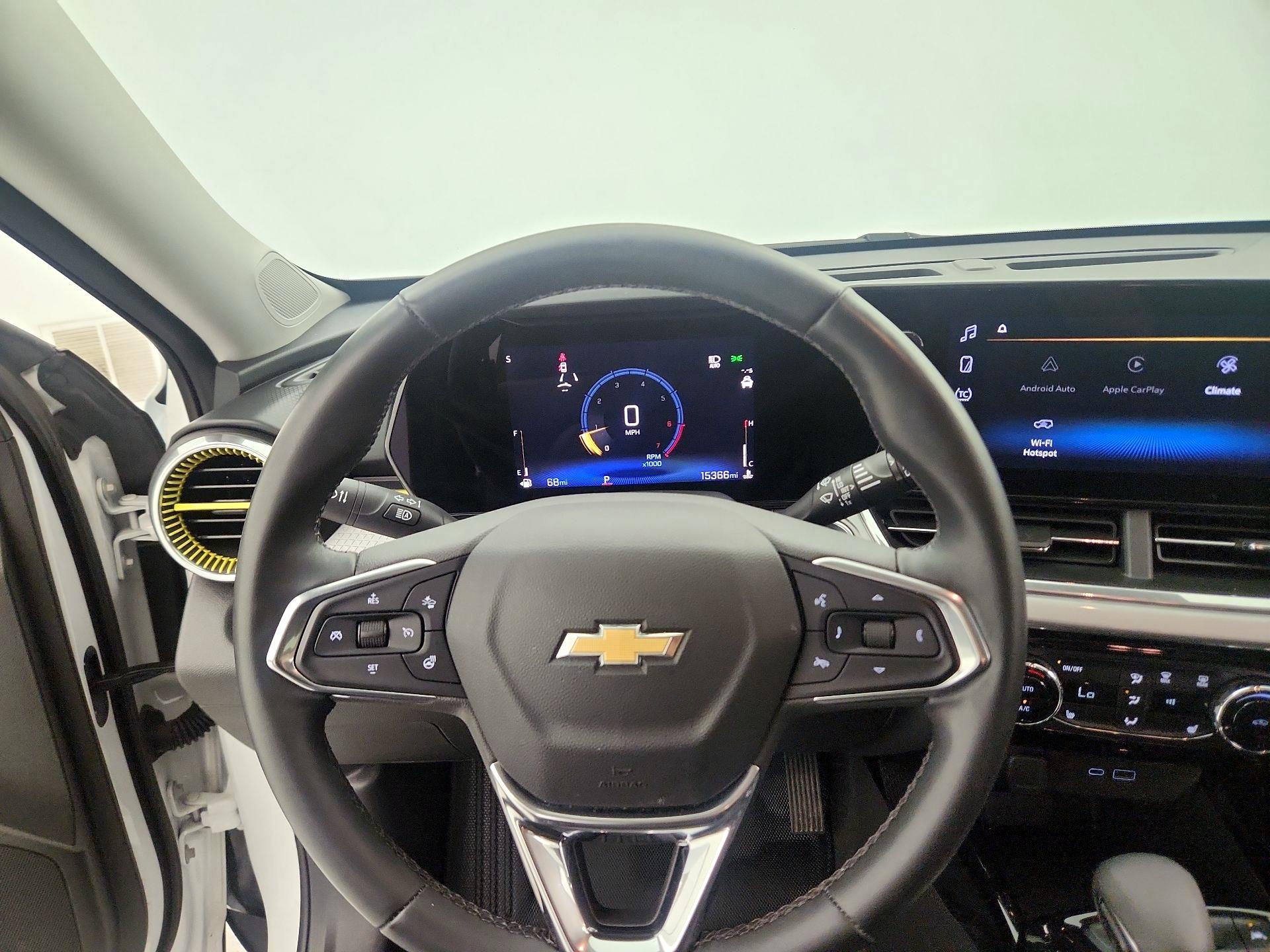 Thumbnail: 2024 Chevrolet Trax - 10