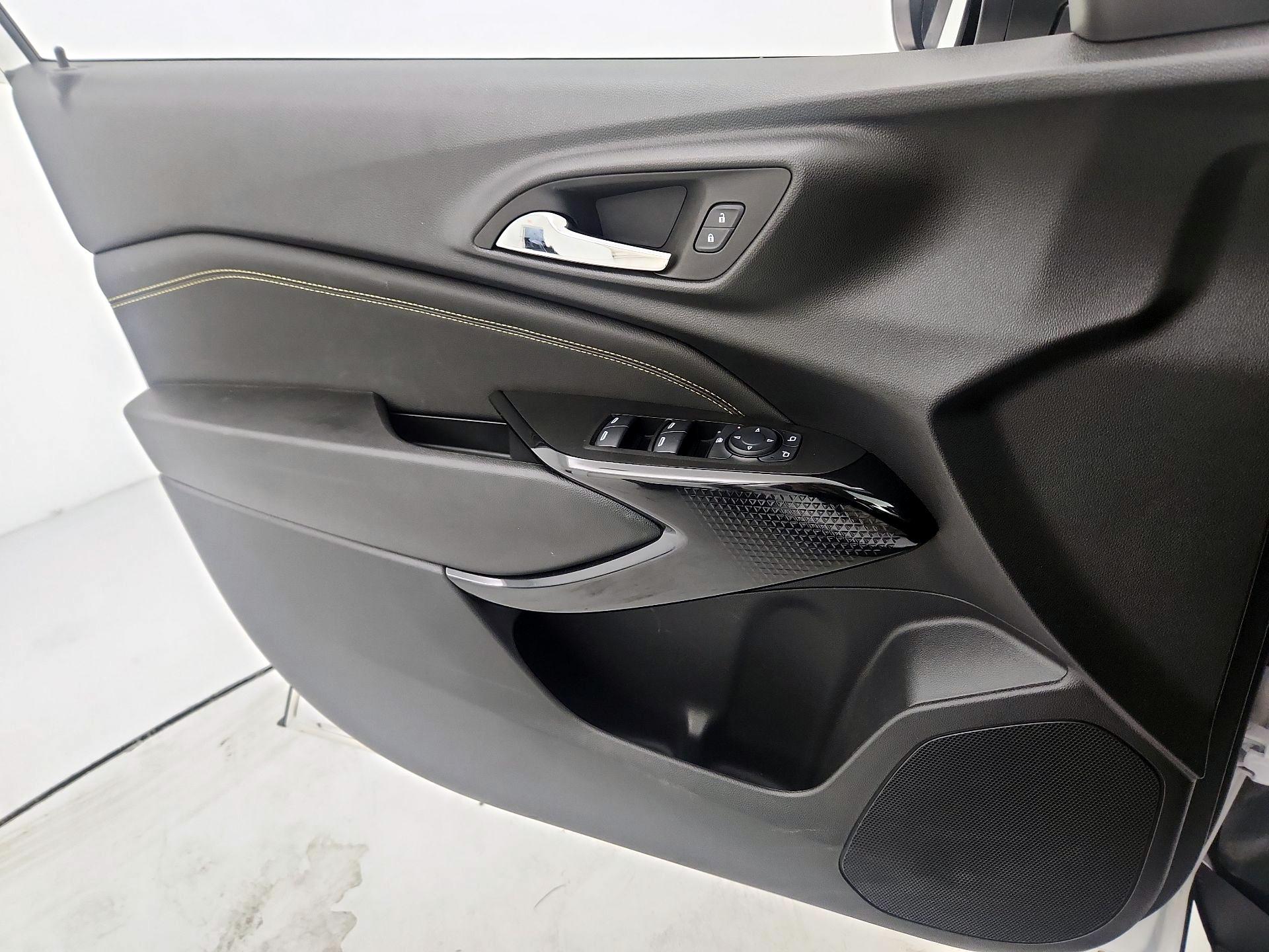 Thumbnail: 2024 Chevrolet Trax - 12