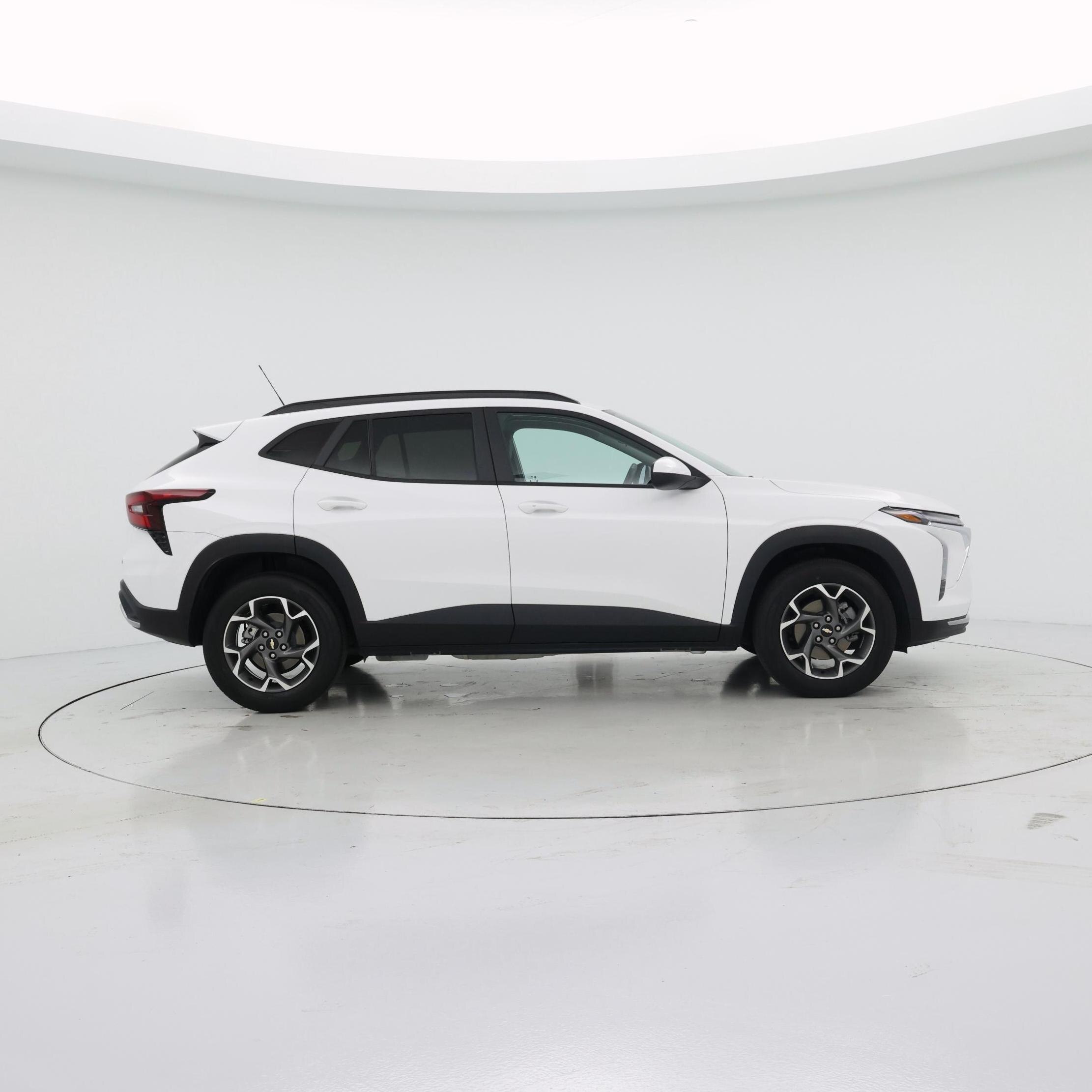 Thumbnail: 2024 Chevrolet Trax - 7