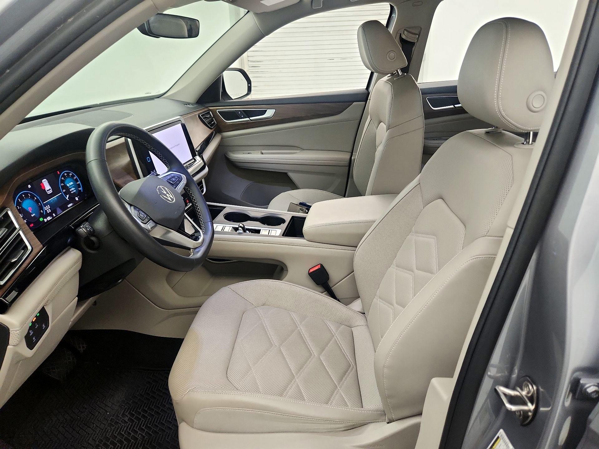 Thumbnail: 2024 Volkswagen Atlas - 11