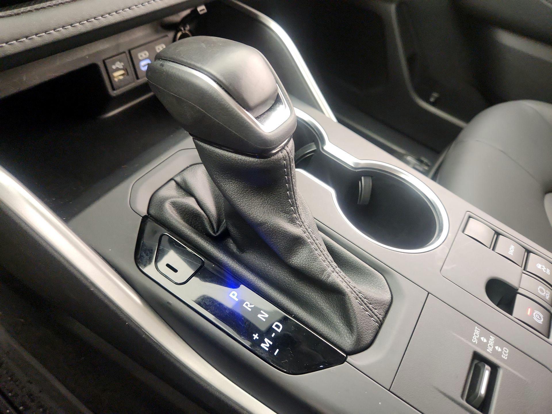 Thumbnail: 2025 Toyota Highlander - 18