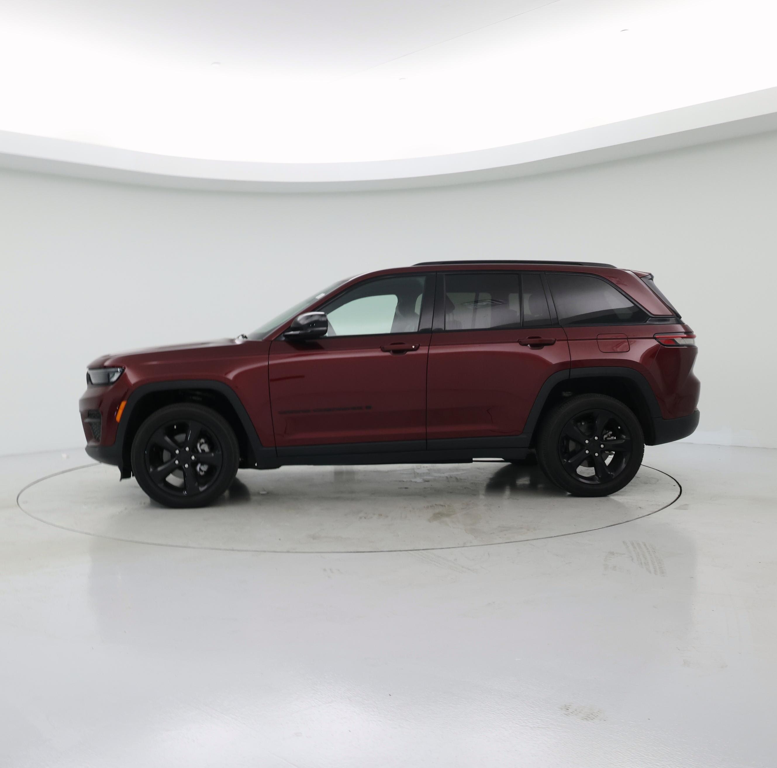 Thumbnail: 2024 Jeep Grand Cherokee - 3
