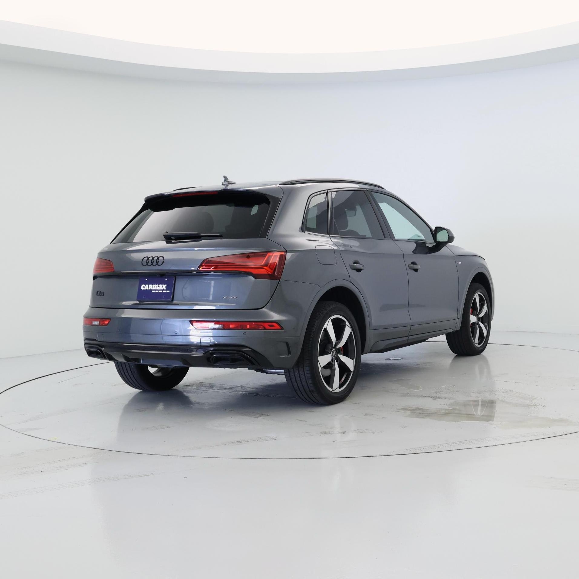 Thumbnail: 2024 Audi Q5 - 8
