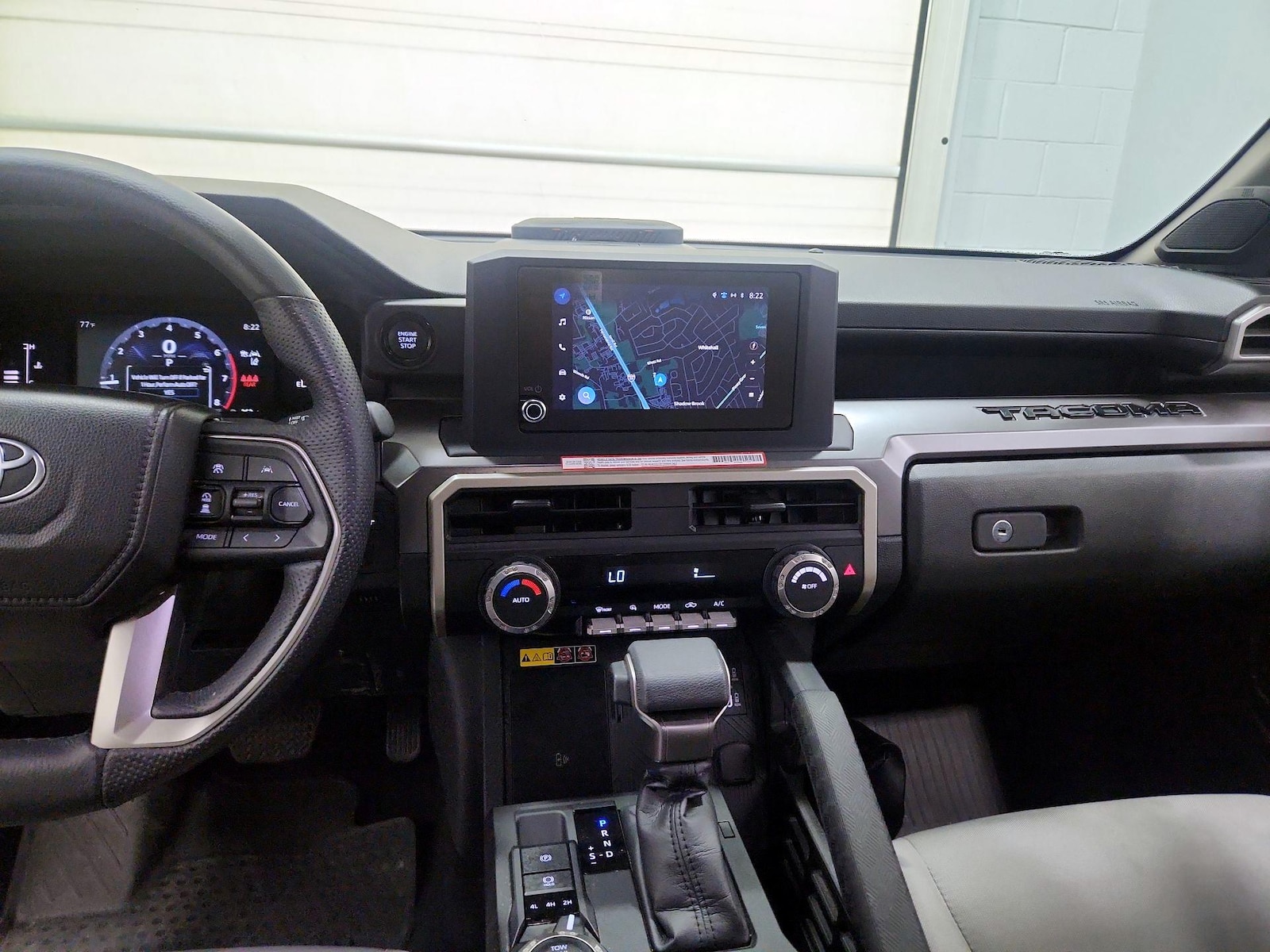 2025 Toyota Tacoma SR5 - Photo 10