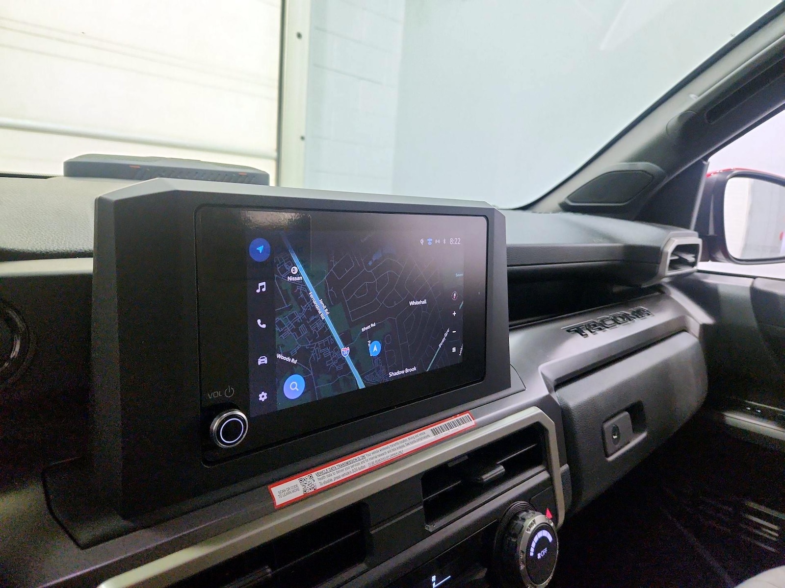 2025 Toyota Tacoma SR5 - Photo 15