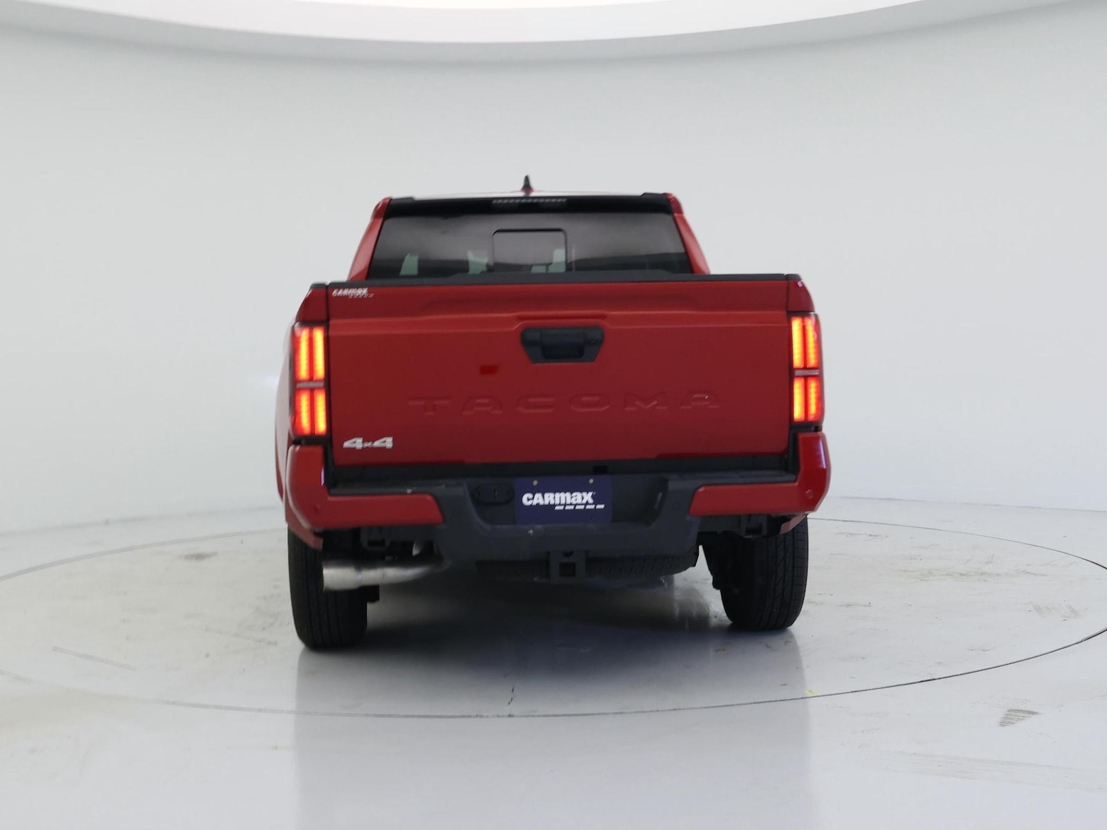 2025 Toyota Tacoma SR5 - Photo 7