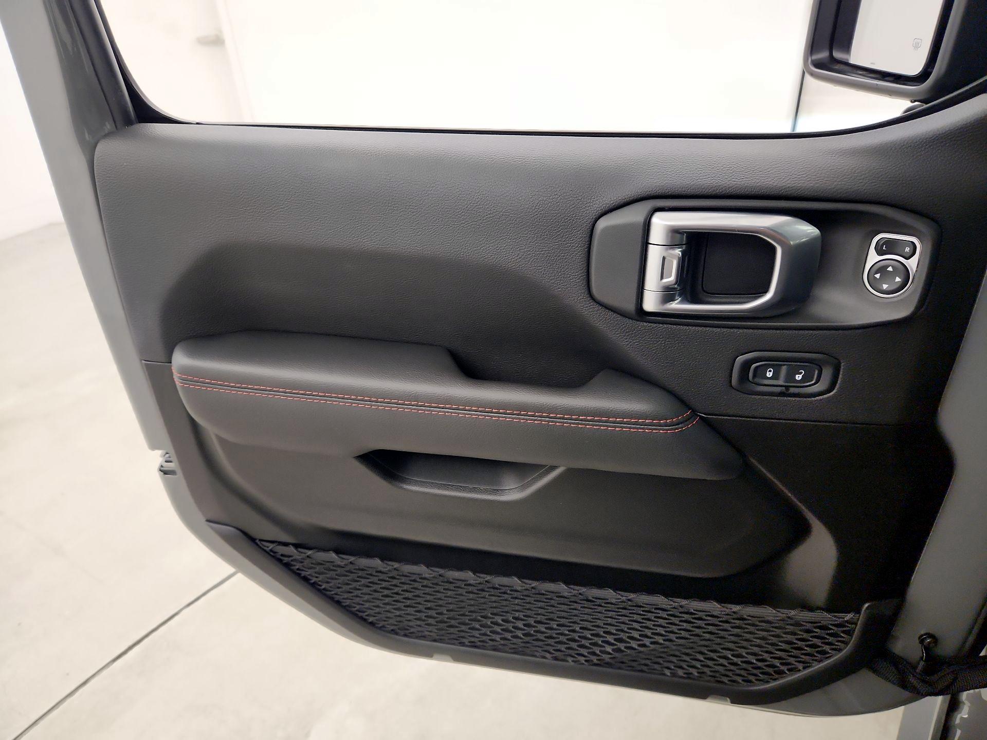 Thumbnail: 2022 Jeep Wrangler - 12