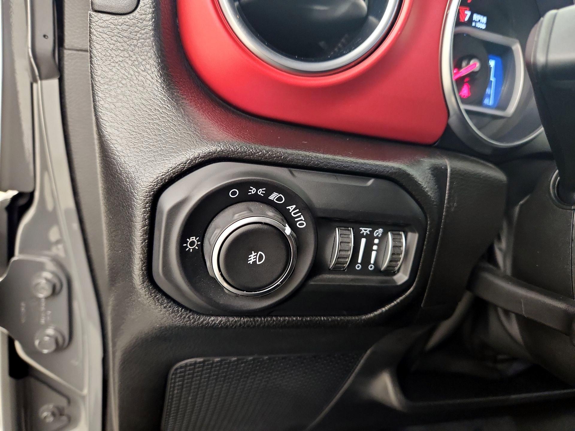 Thumbnail: 2022 Jeep Wrangler - 13
