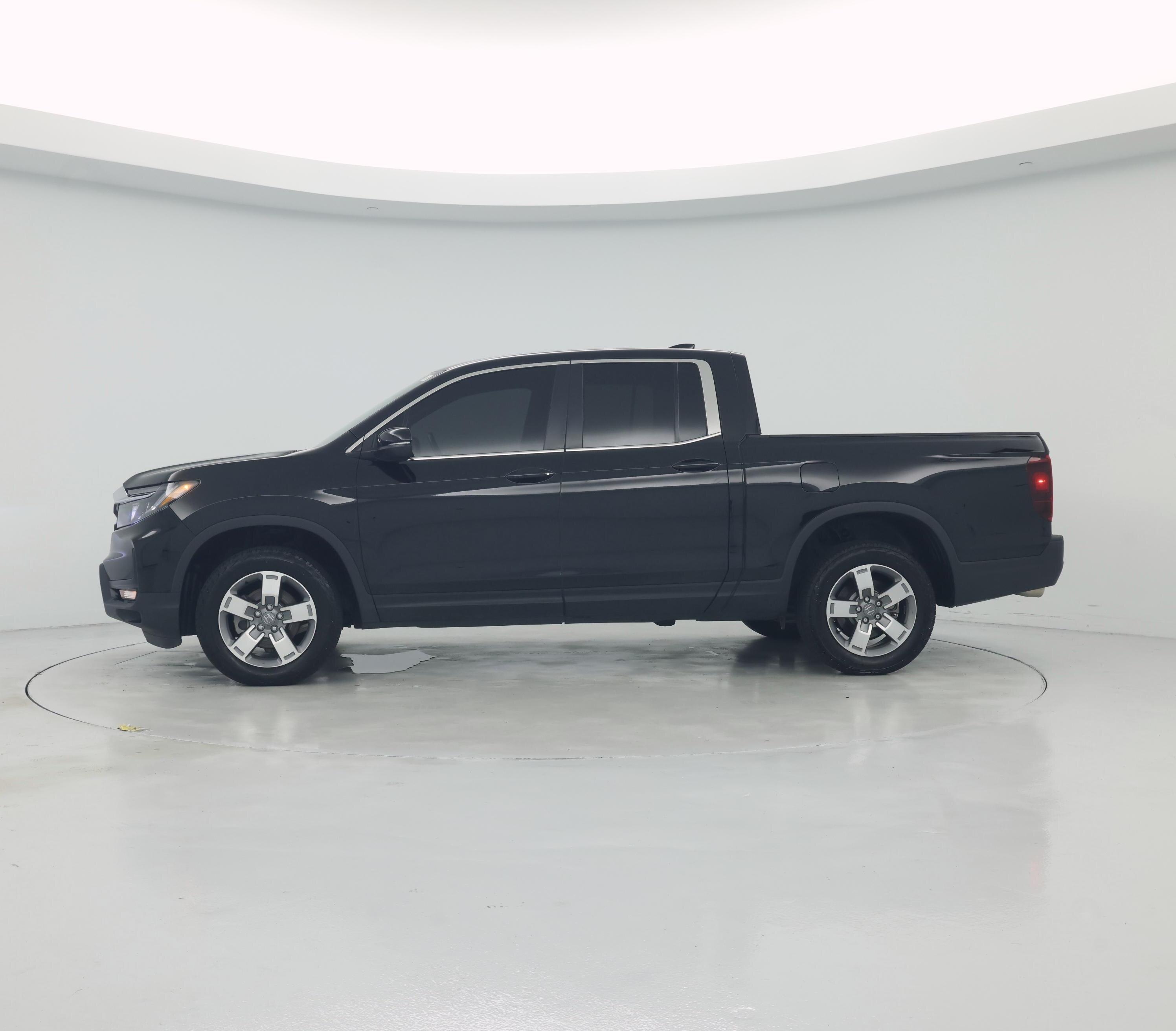 Thumbnail: 2025 Honda Ridgeline - 3