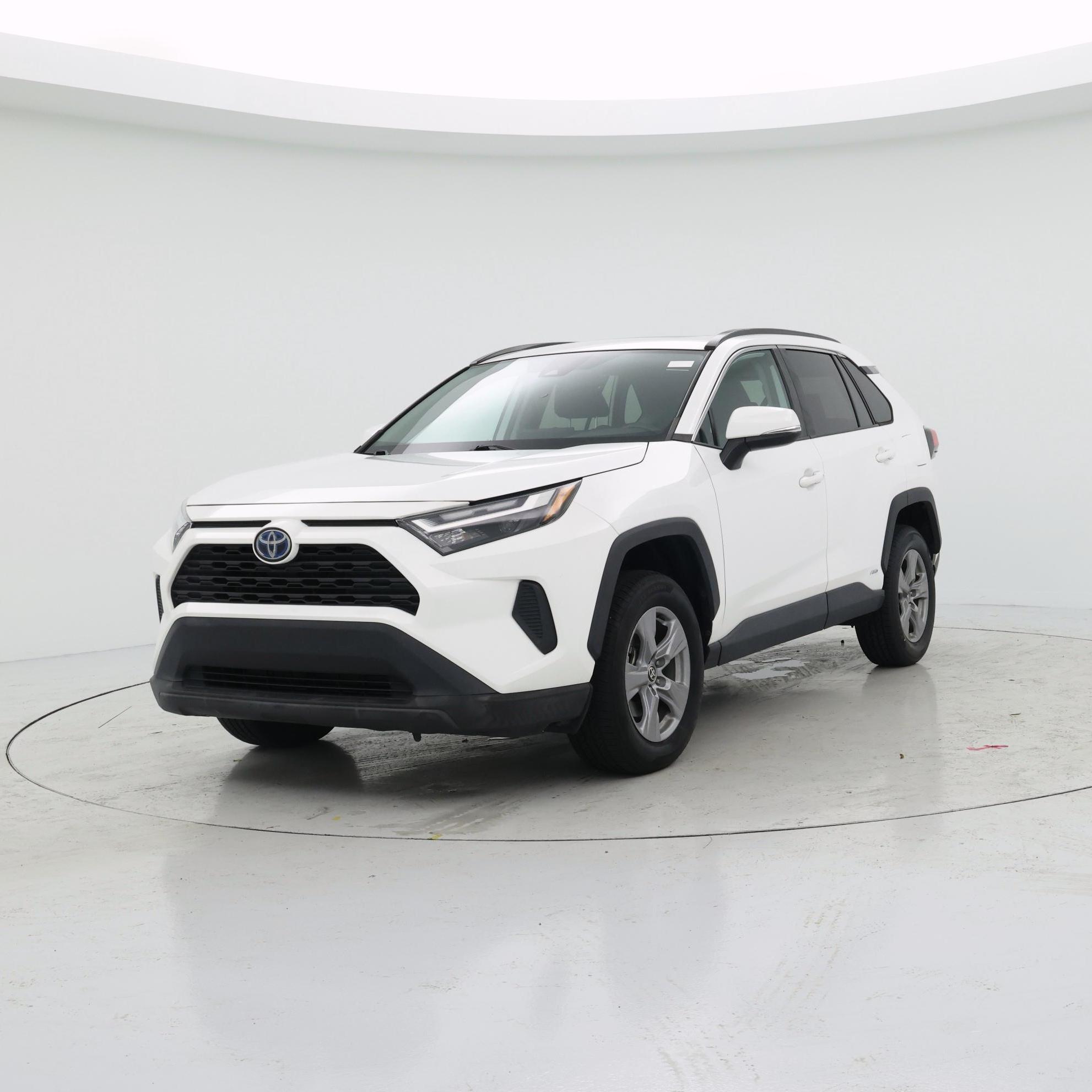 Thumbnail: 2022 Toyota RAV4 - 4