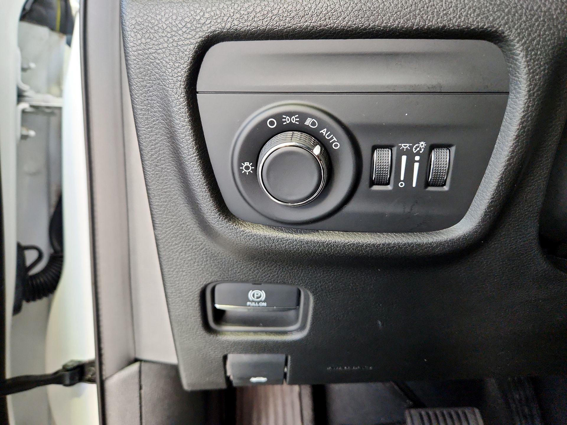 Thumbnail: 2023 Jeep Grand Cherokee - 13