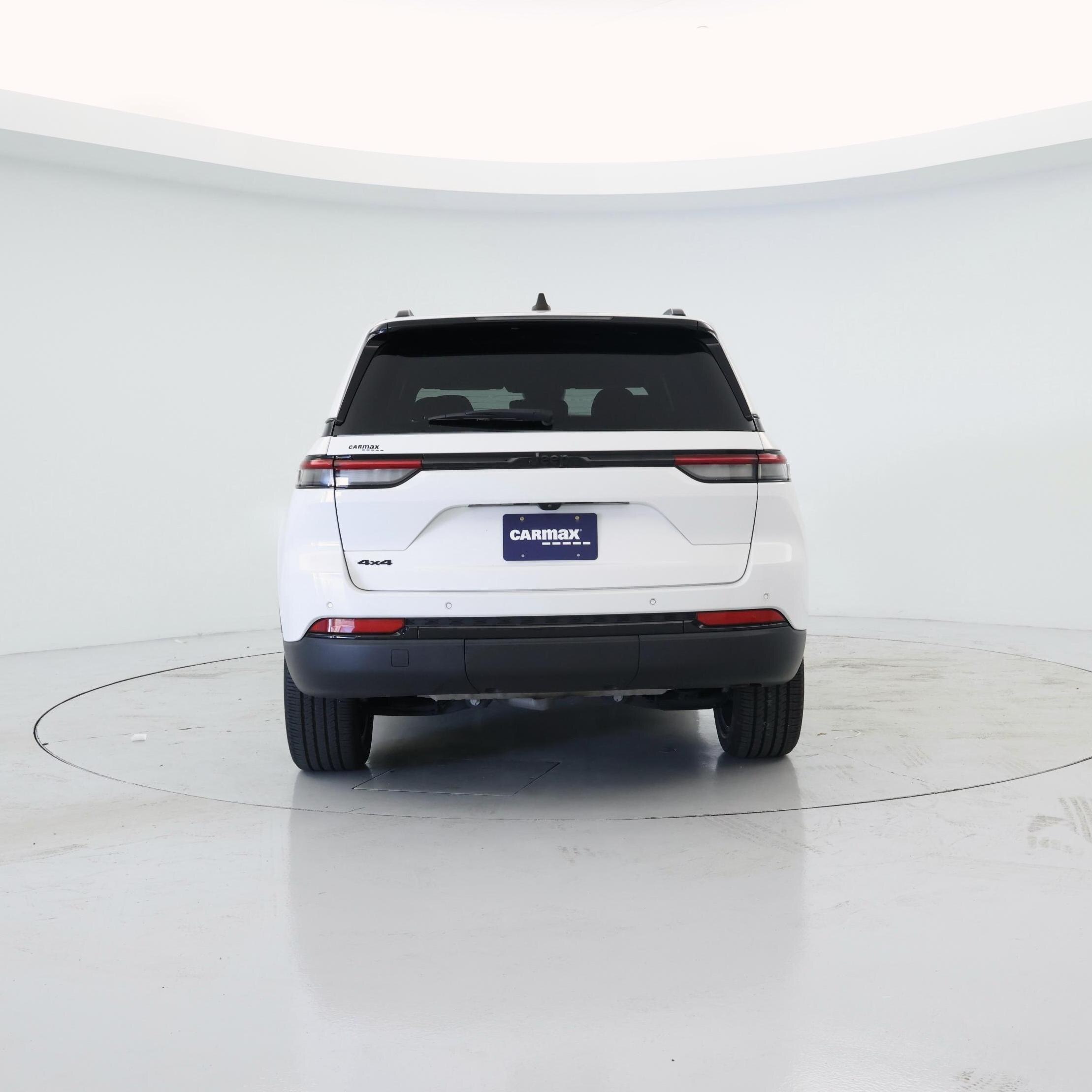 Thumbnail: 2023 Jeep Grand Cherokee - 6