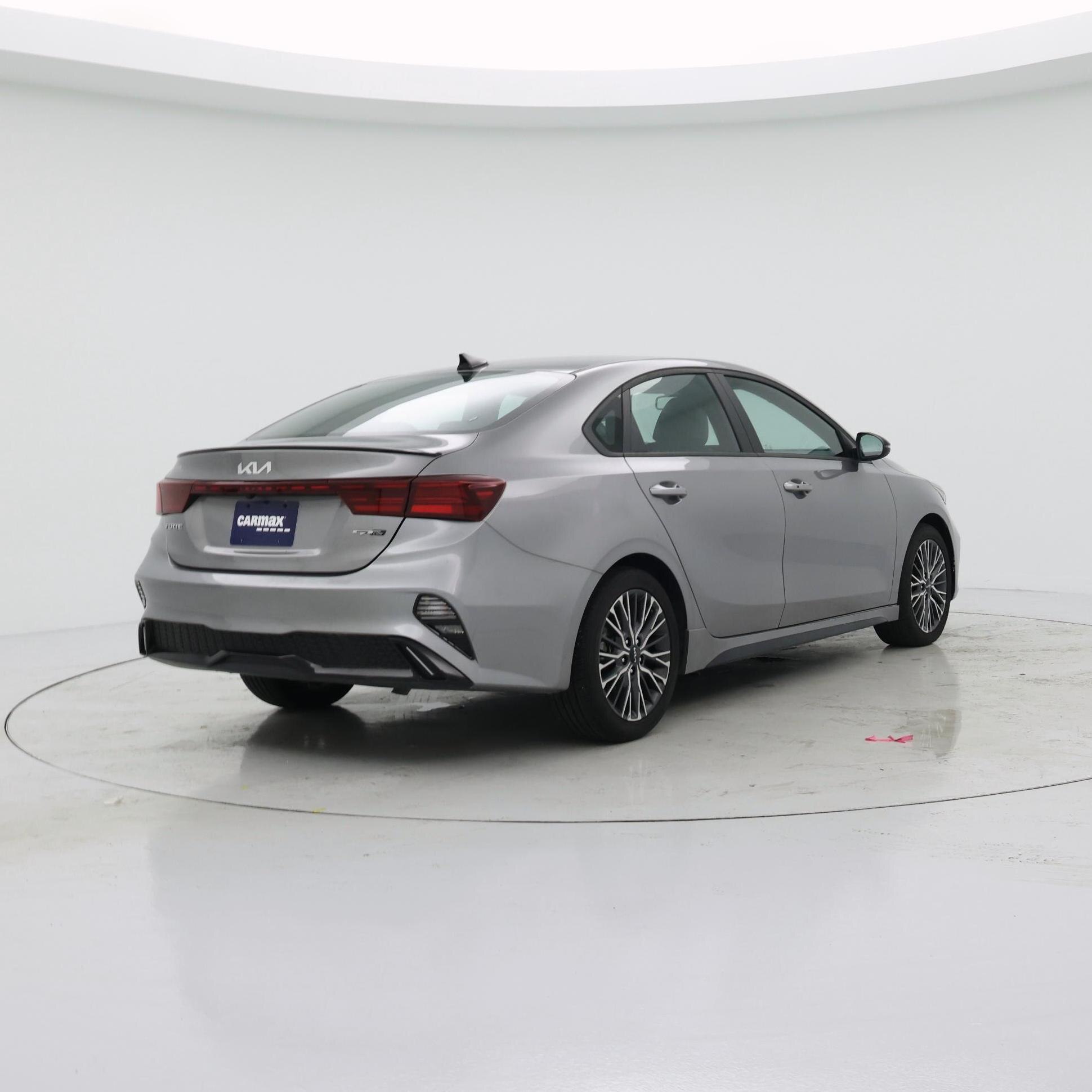 Thumbnail: 2024 Kia Forte - 8