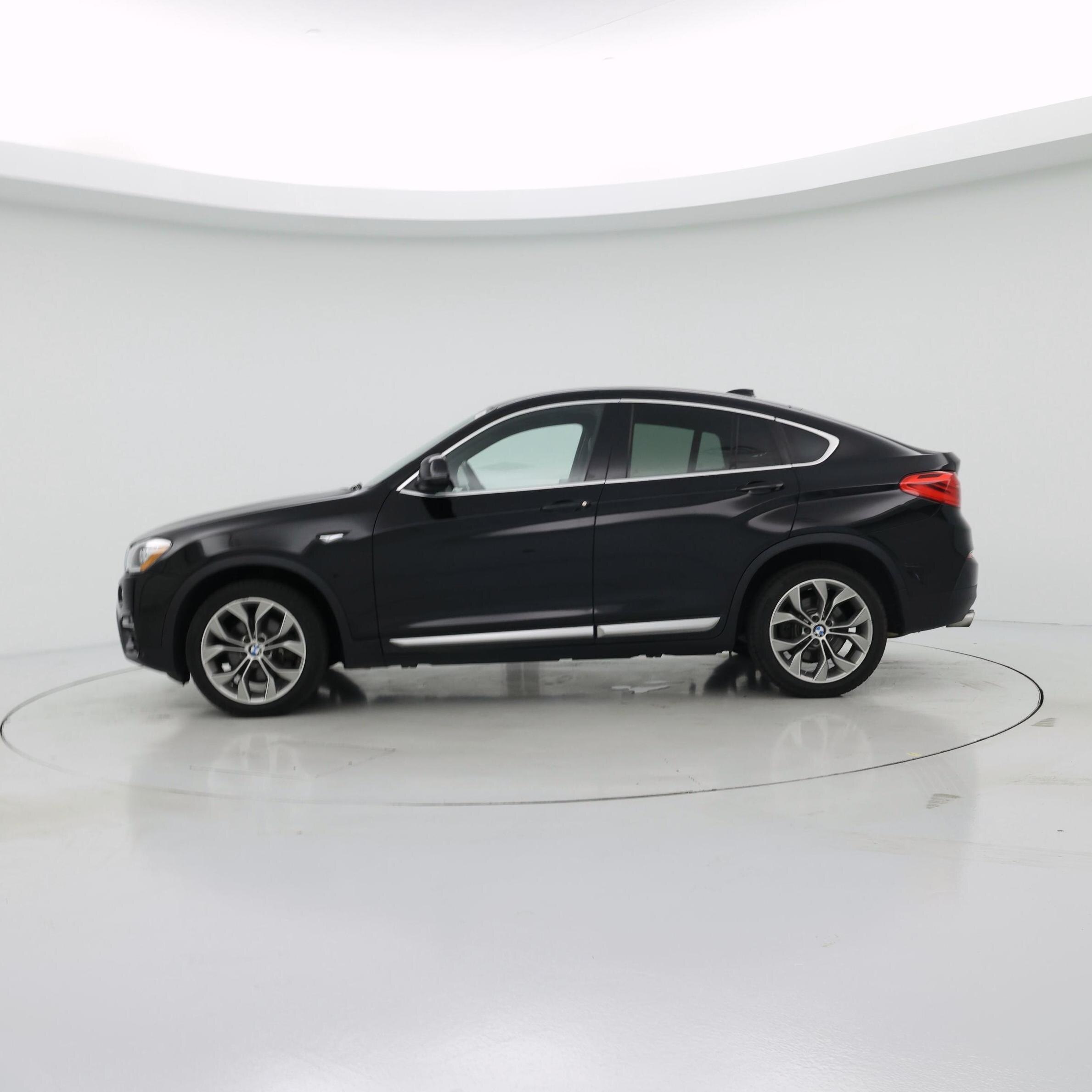Thumbnail: 2018 BMW X4 - 3