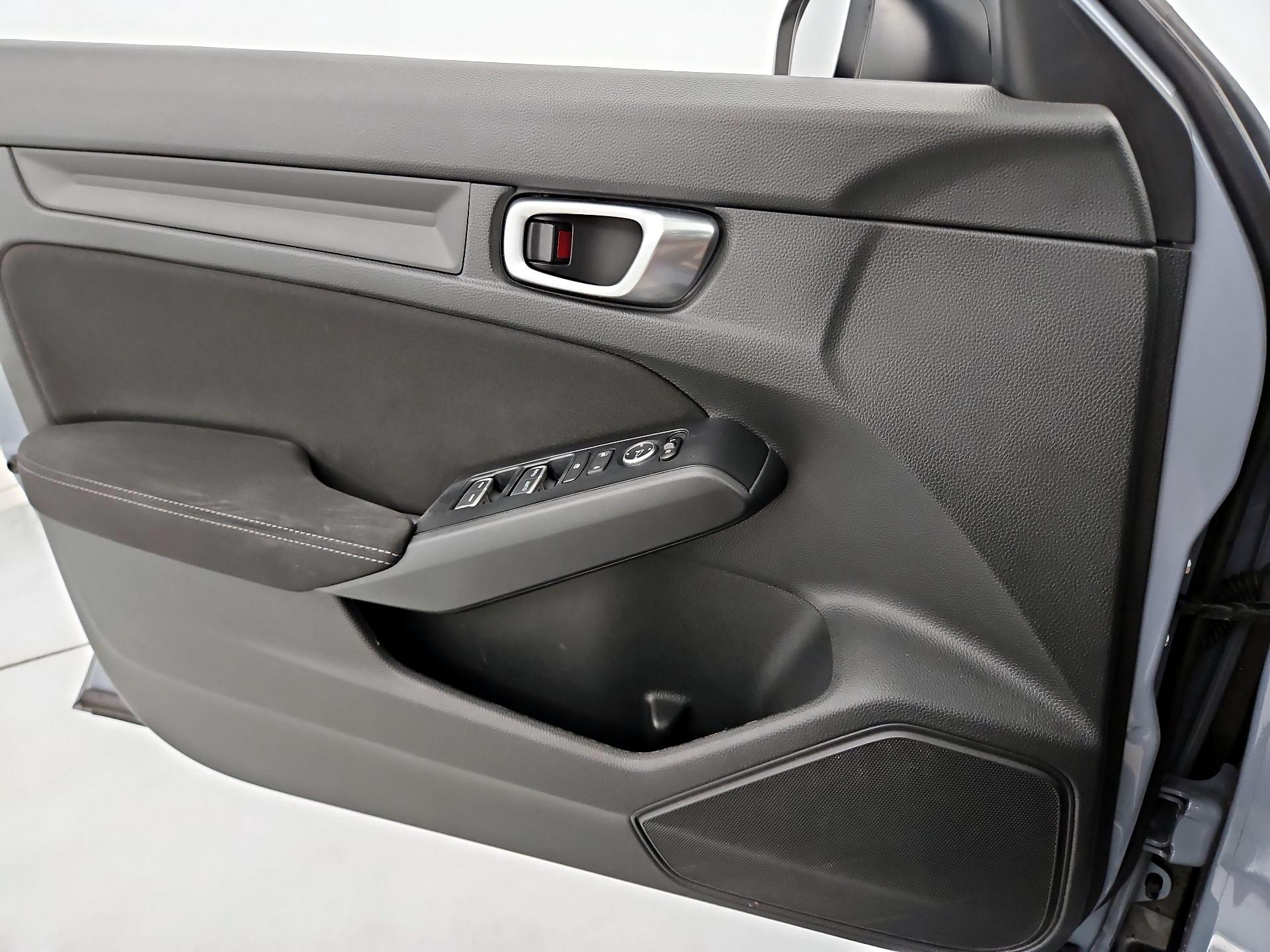 Thumbnail: 2024 Honda Civic - 12