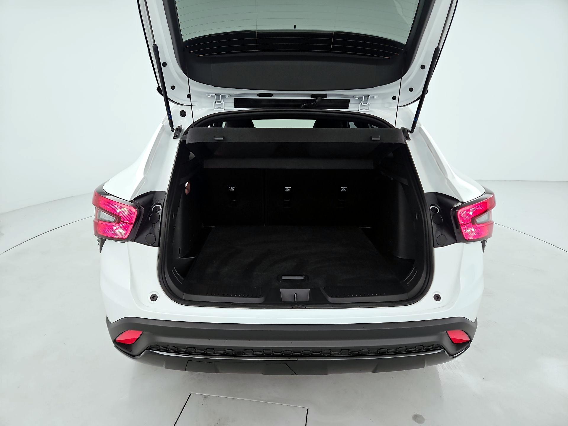 Thumbnail: 2026 Chevrolet Trax - 20