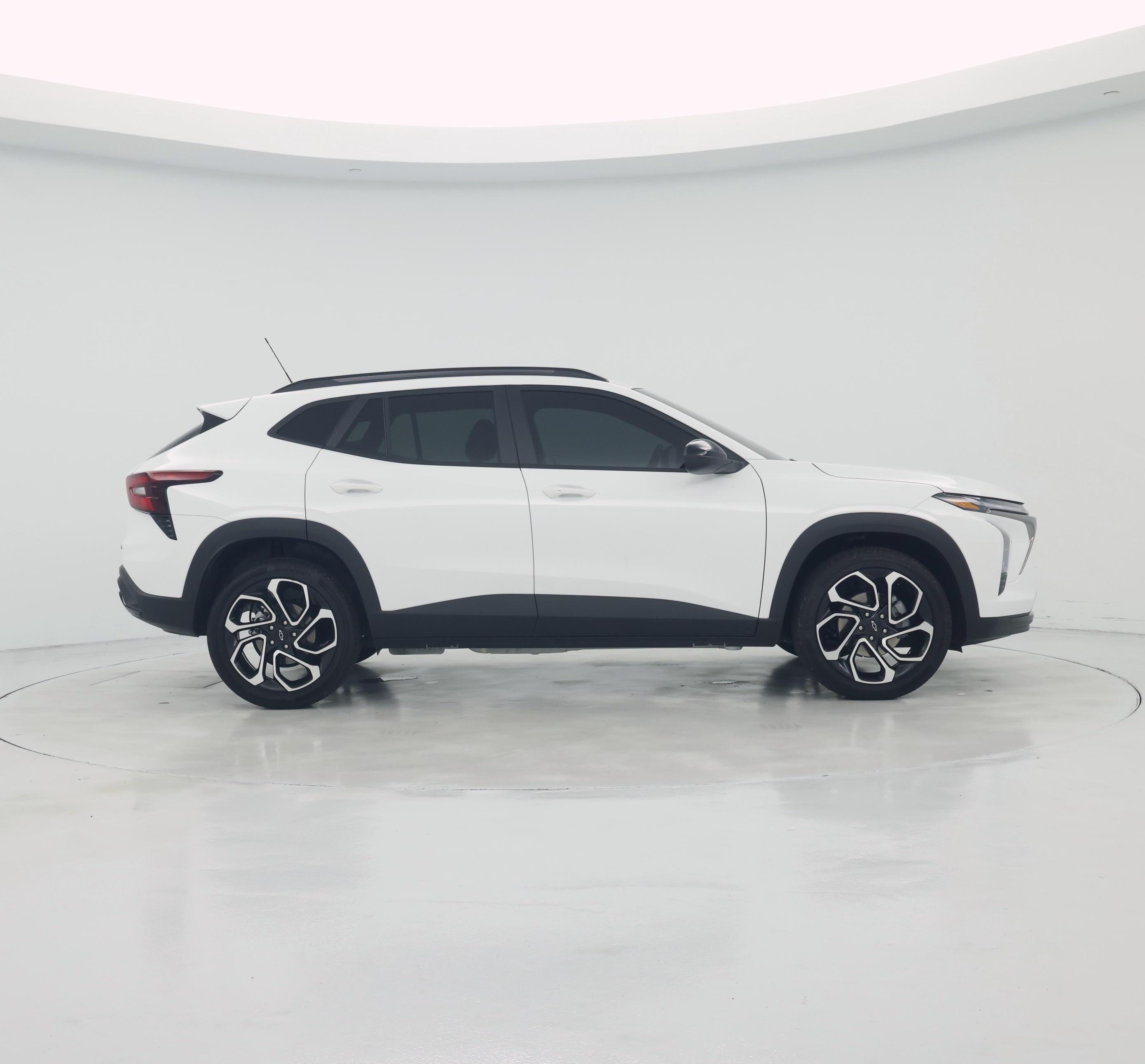 Thumbnail: 2026 Chevrolet Trax - 7