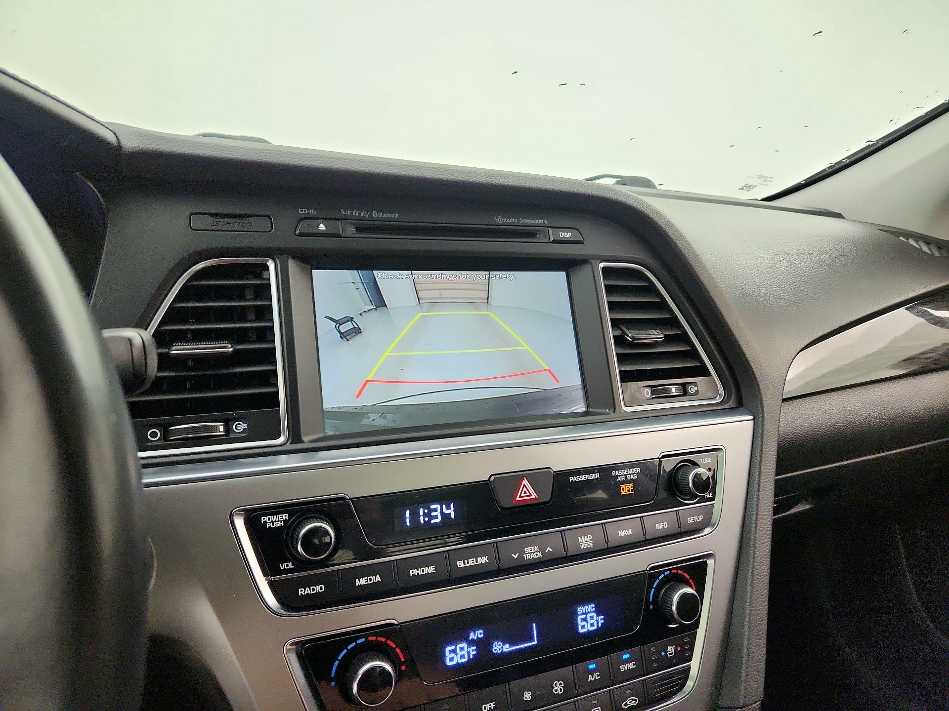 Thumbnail: 2016 Hyundai Sonata - 15