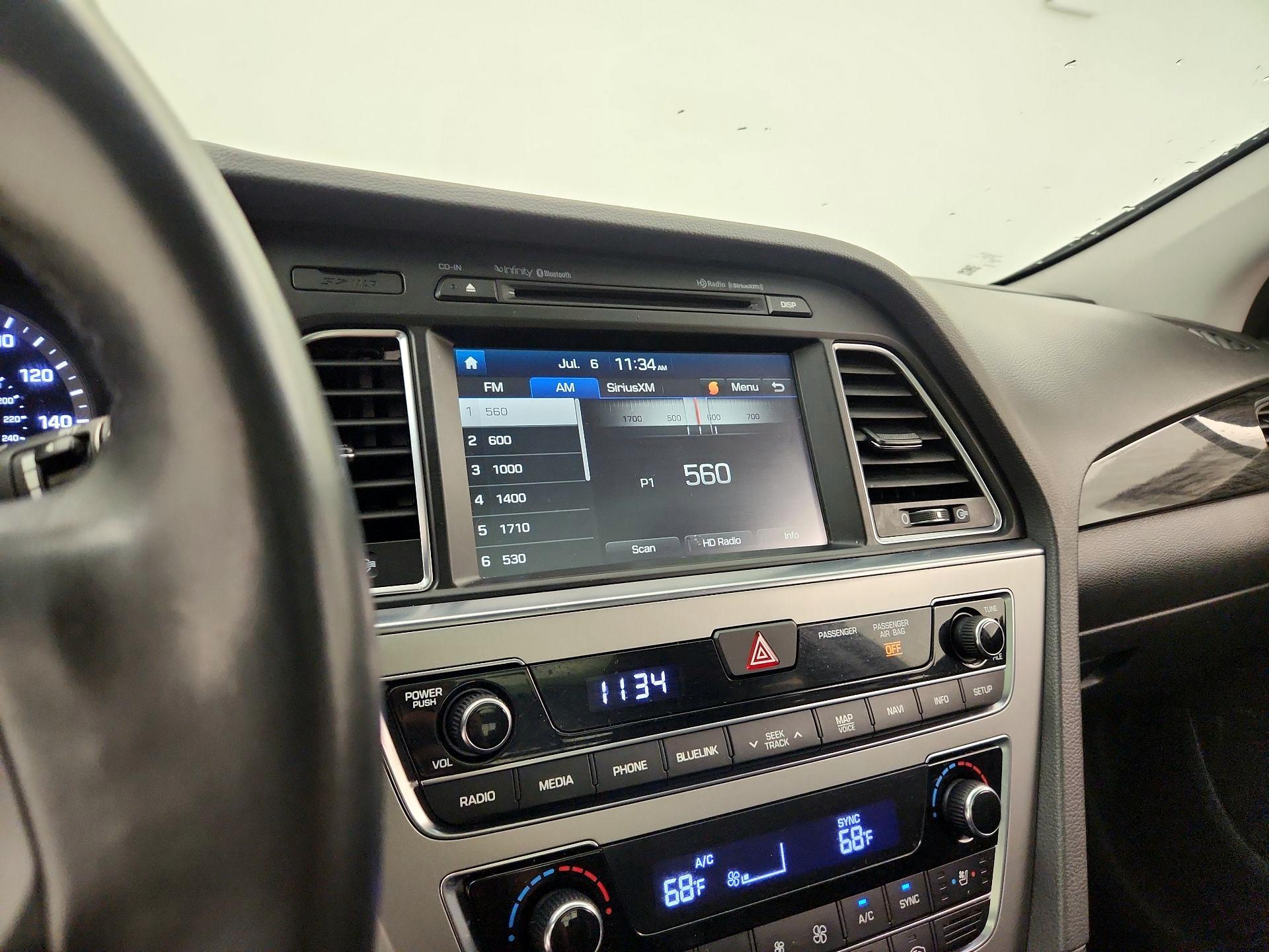 Thumbnail: 2016 Hyundai Sonata - 16