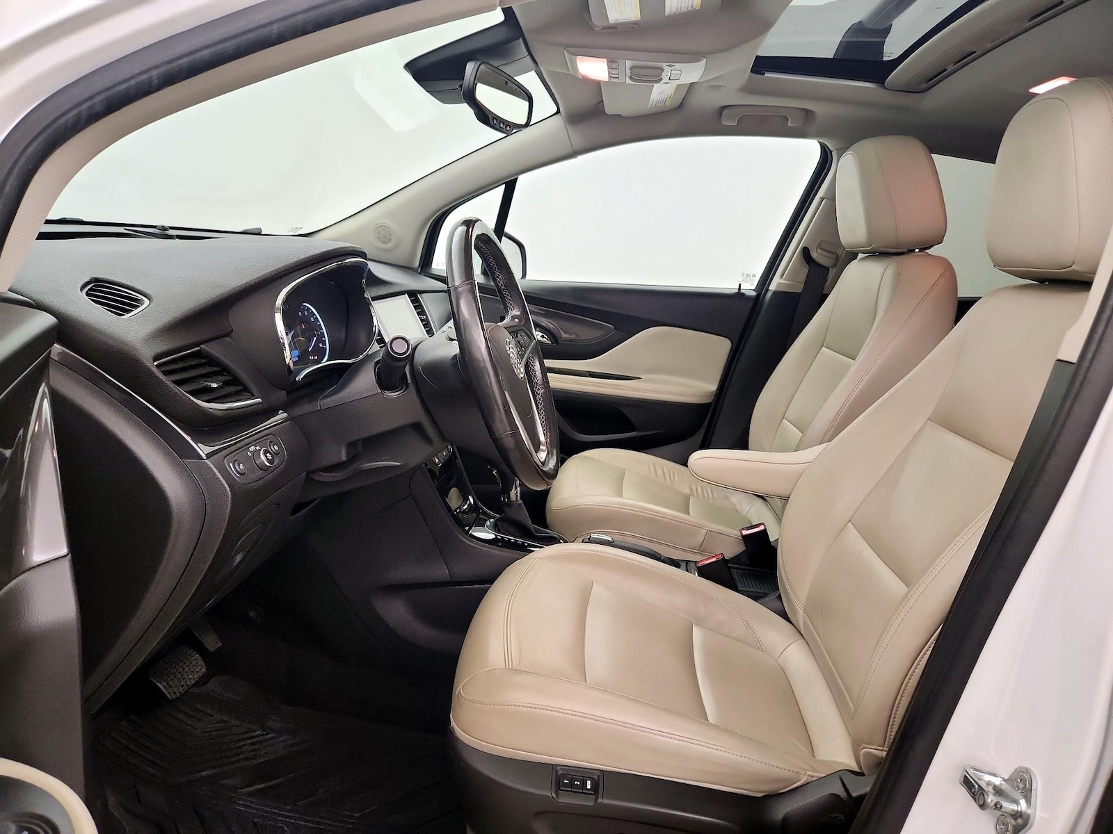 2019 Buick Encore Essence - Photo 12