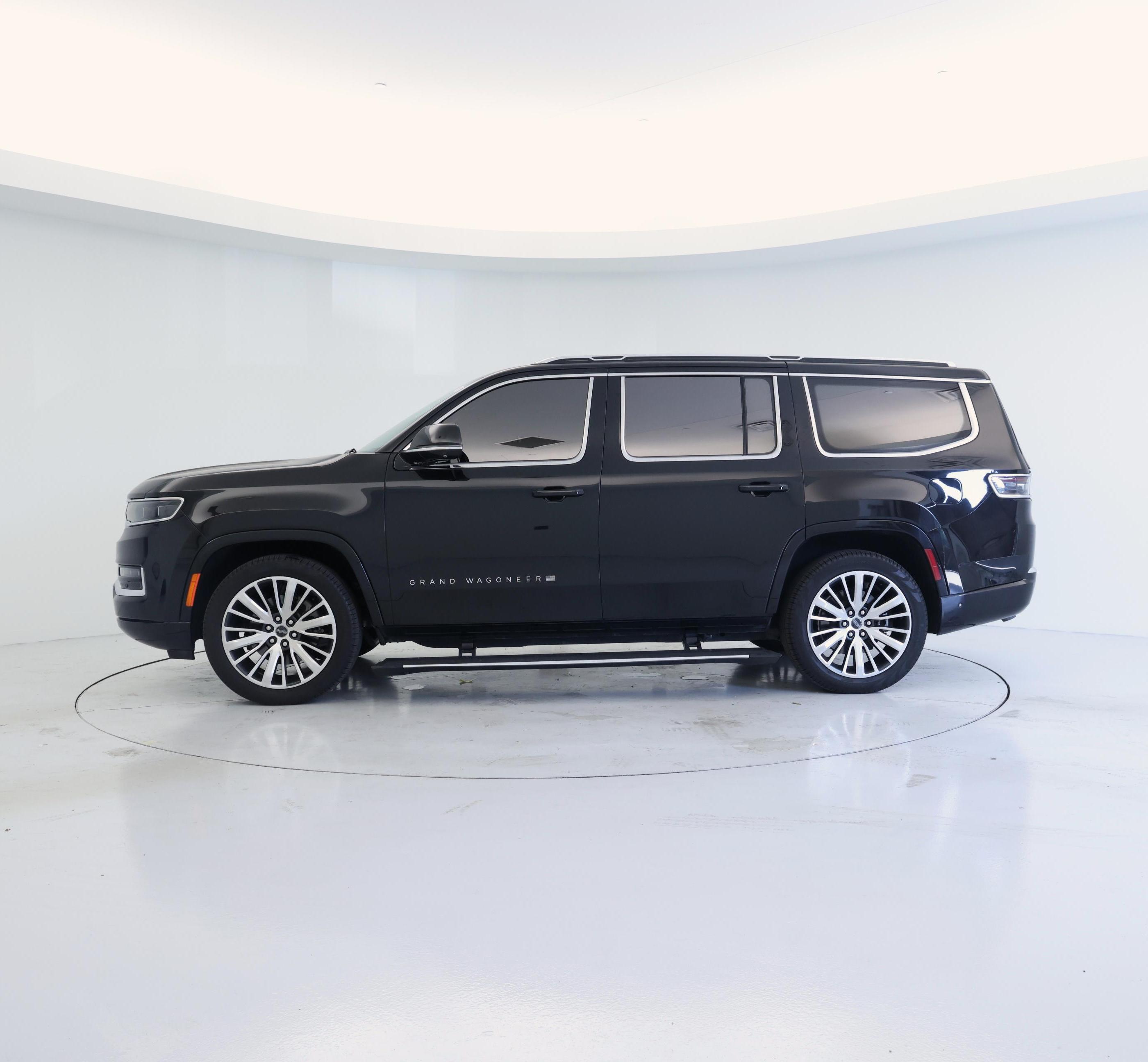 Thumbnail: 2024 Jeep Grand Wagoneer - 3
