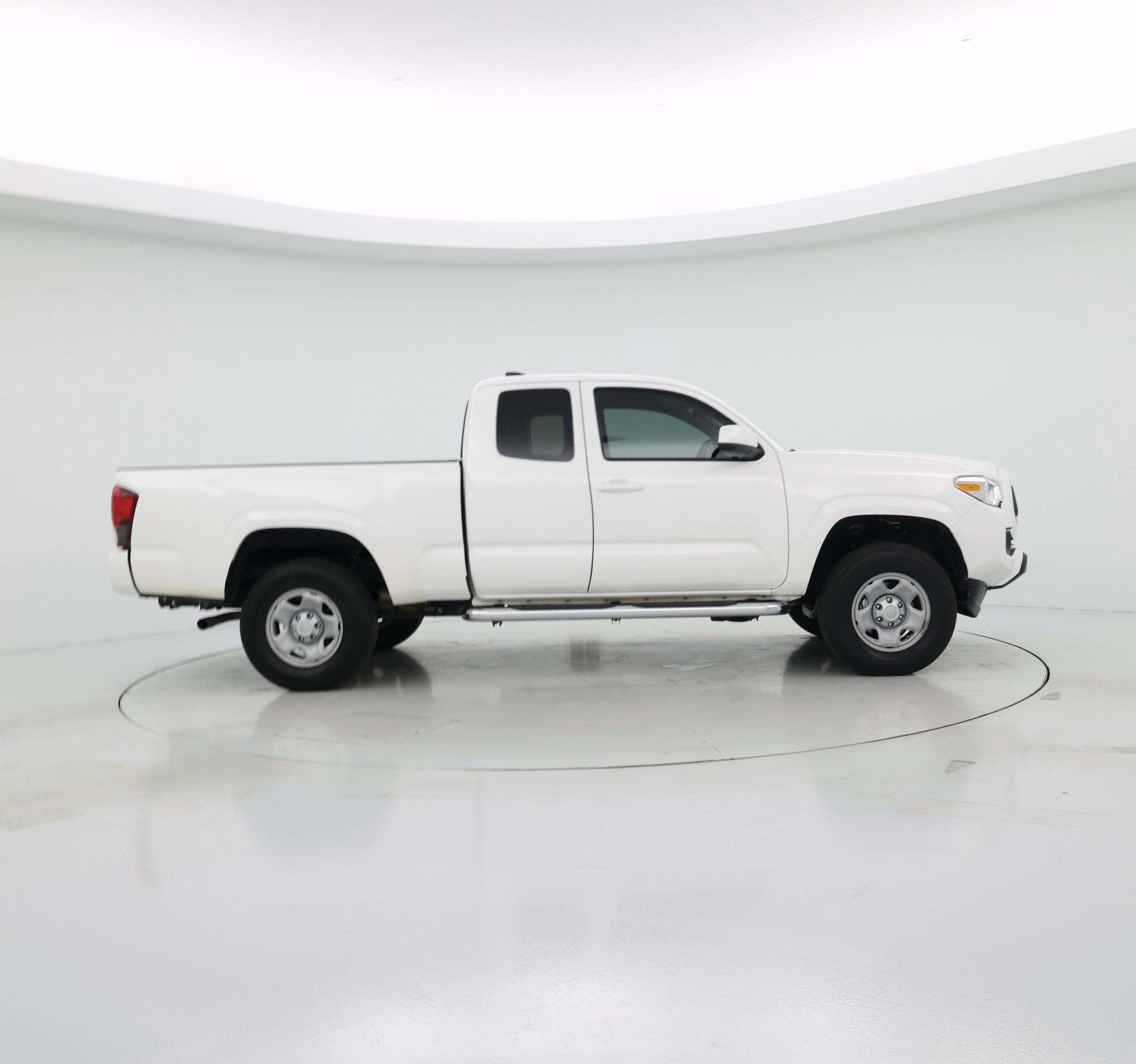 Thumbnail: 2023 Toyota Tacoma - 7