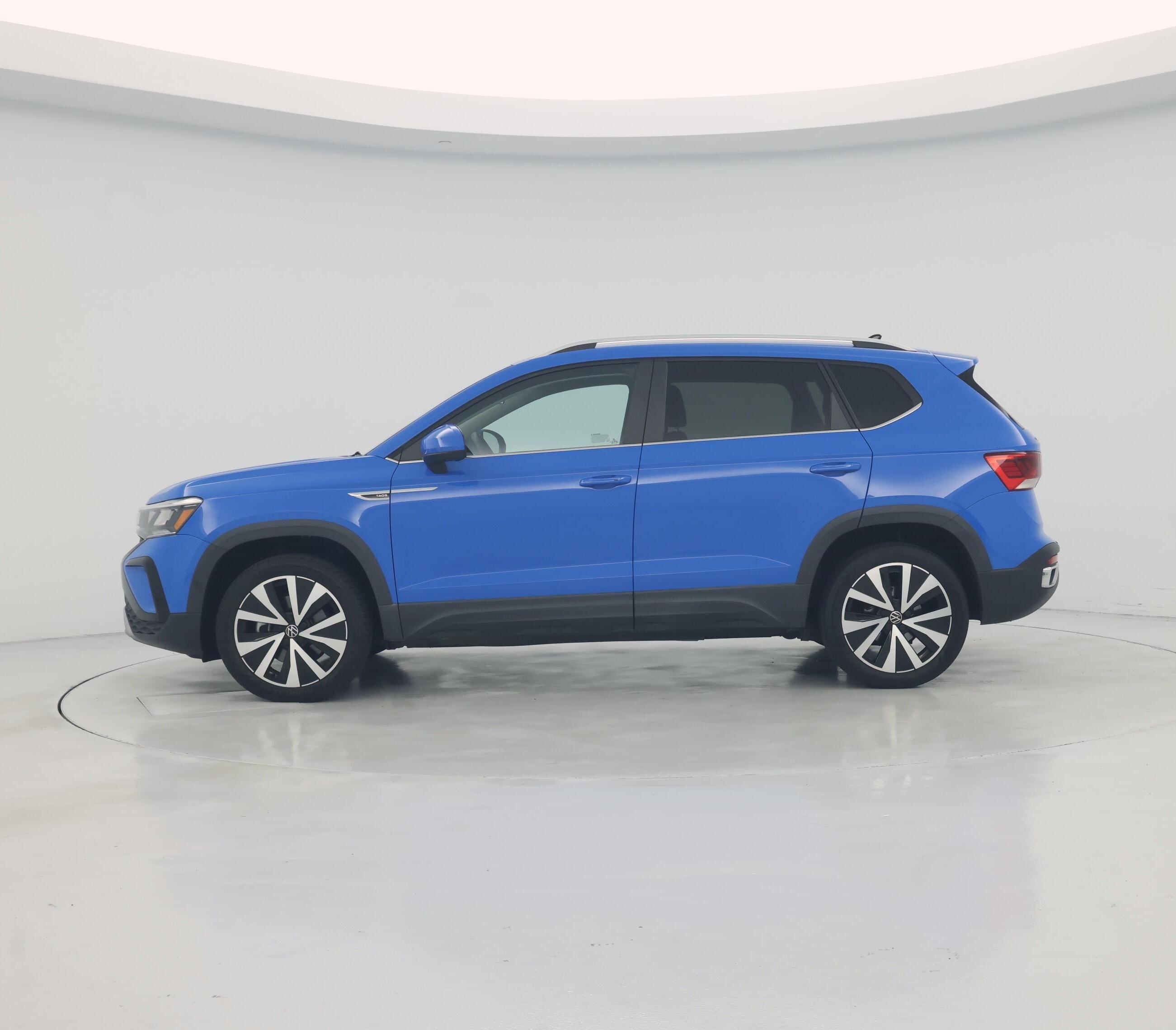 Thumbnail: 2022 Volkswagen Taos - 3