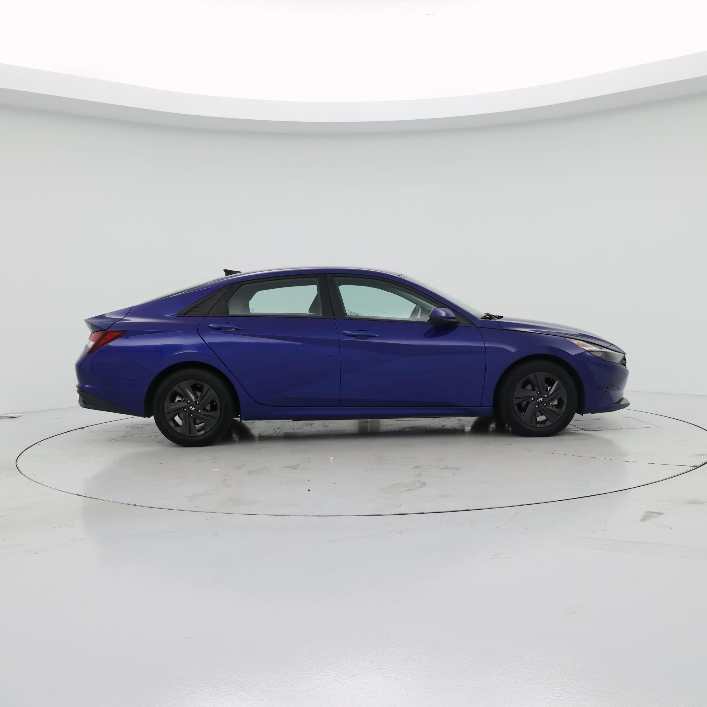 Thumbnail: 2023 Hyundai Elantra - 7