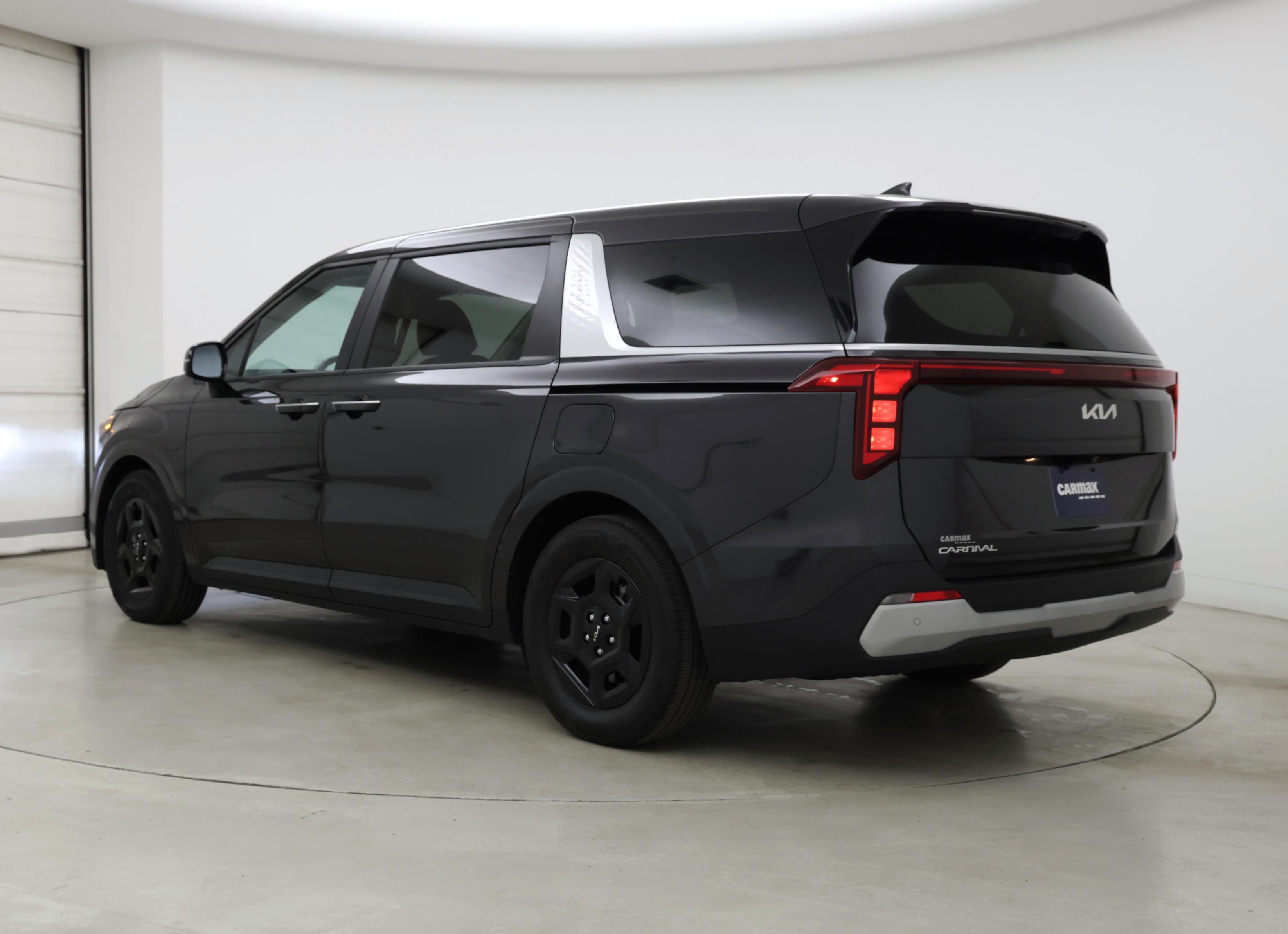 Thumbnail: 2025 Kia Carnival - 2