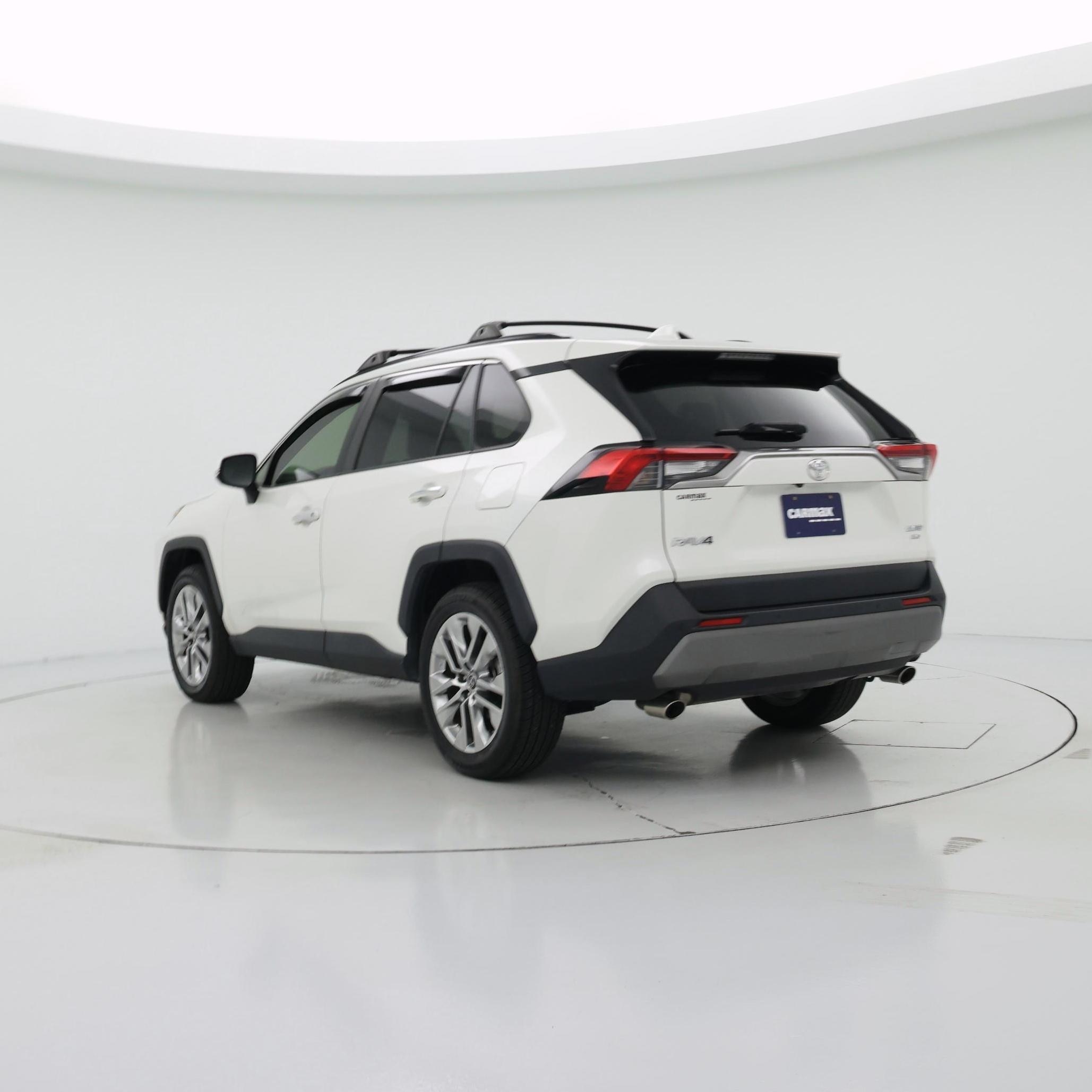 Thumbnail: 2019 Toyota RAV4 - 2