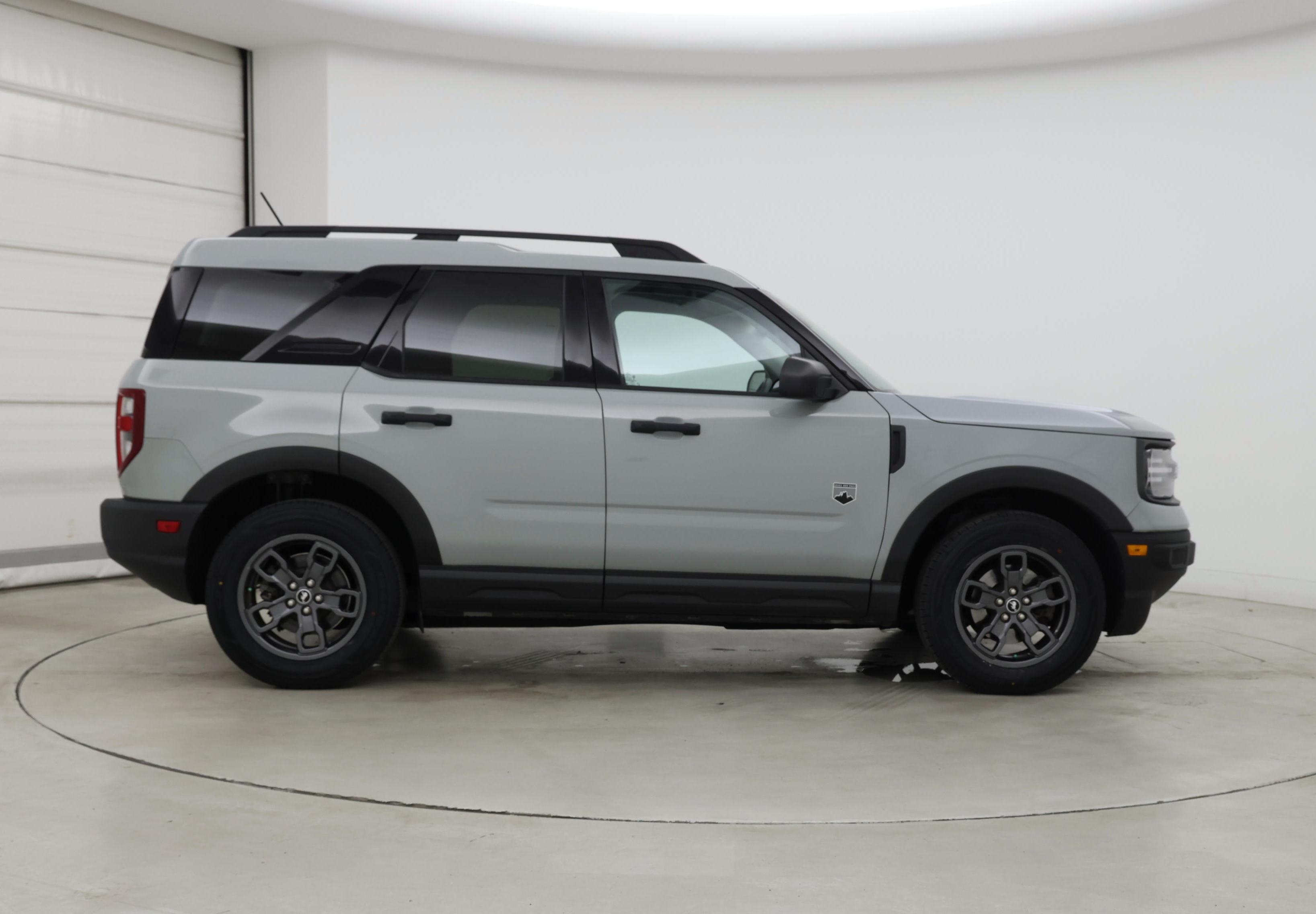 Thumbnail: 2022 Ford Bronco Sport - 7