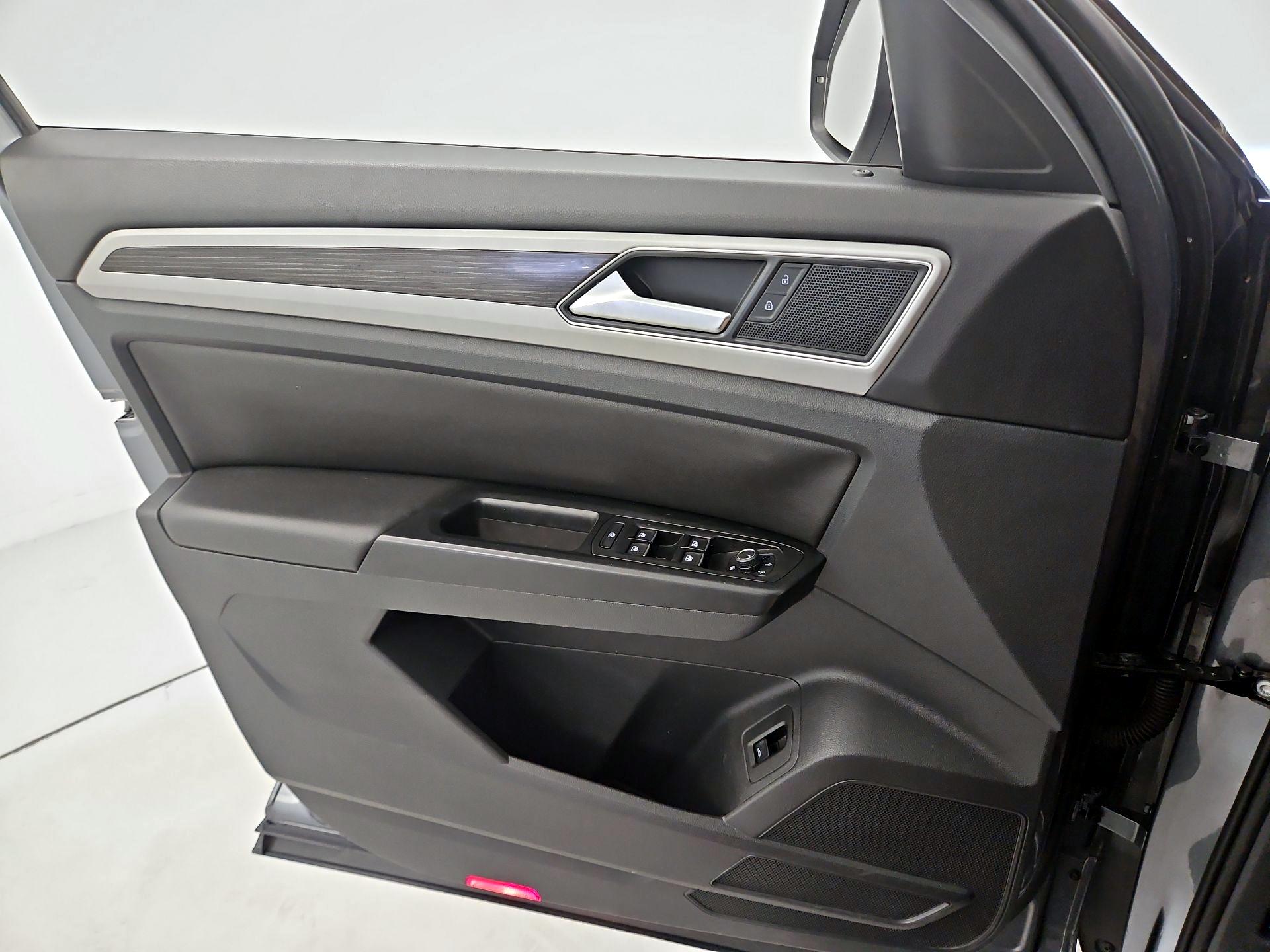 Thumbnail: 2019 Volkswagen Atlas - 12