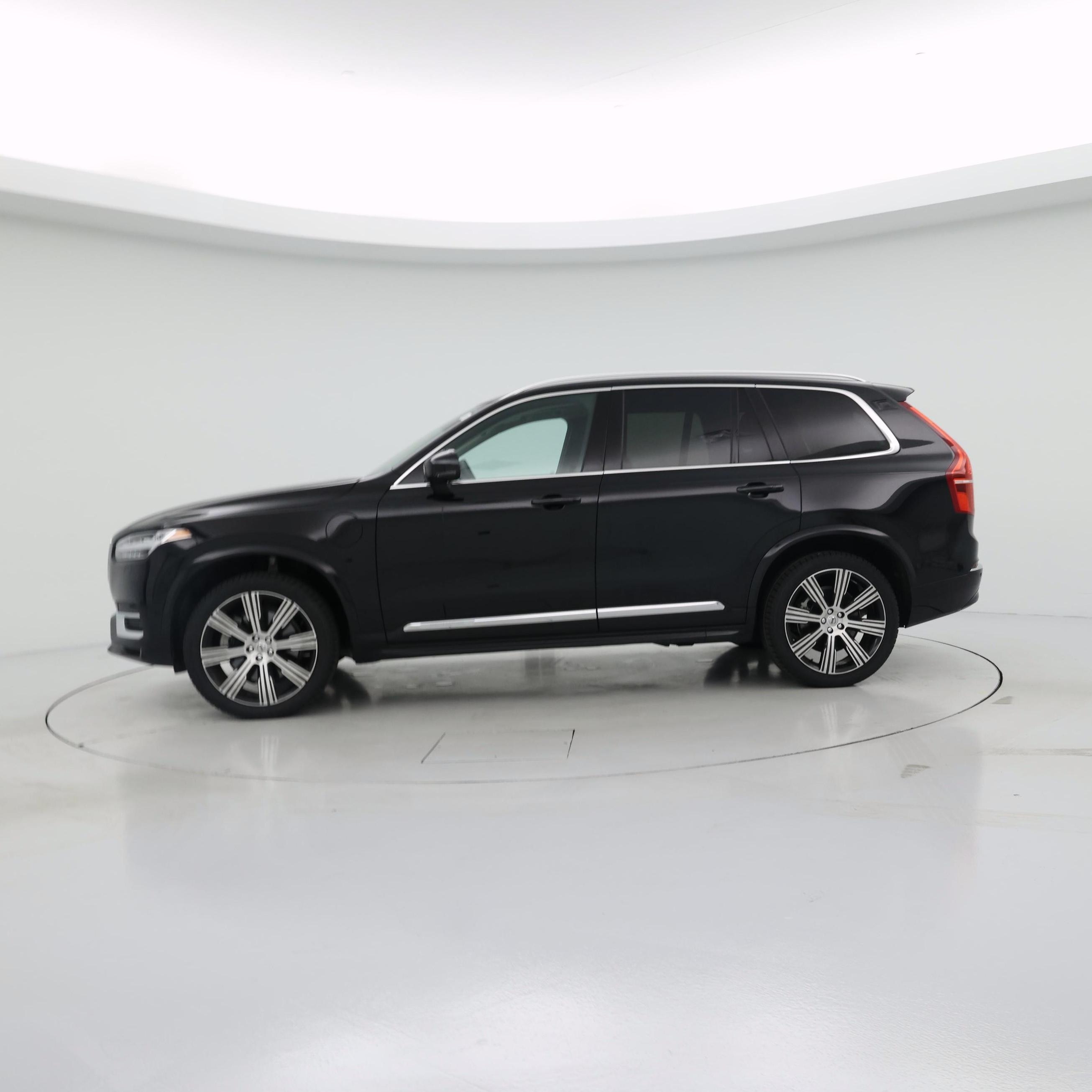 Thumbnail: 2023 Volvo XC90 - 3