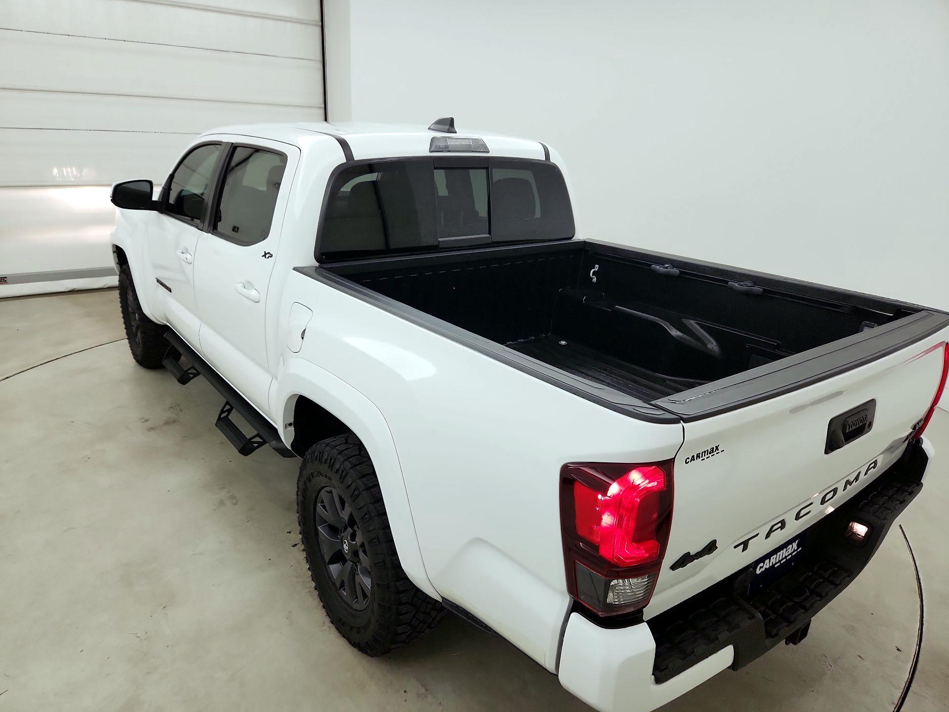 Thumbnail: 2023 Toyota Tacoma - 20