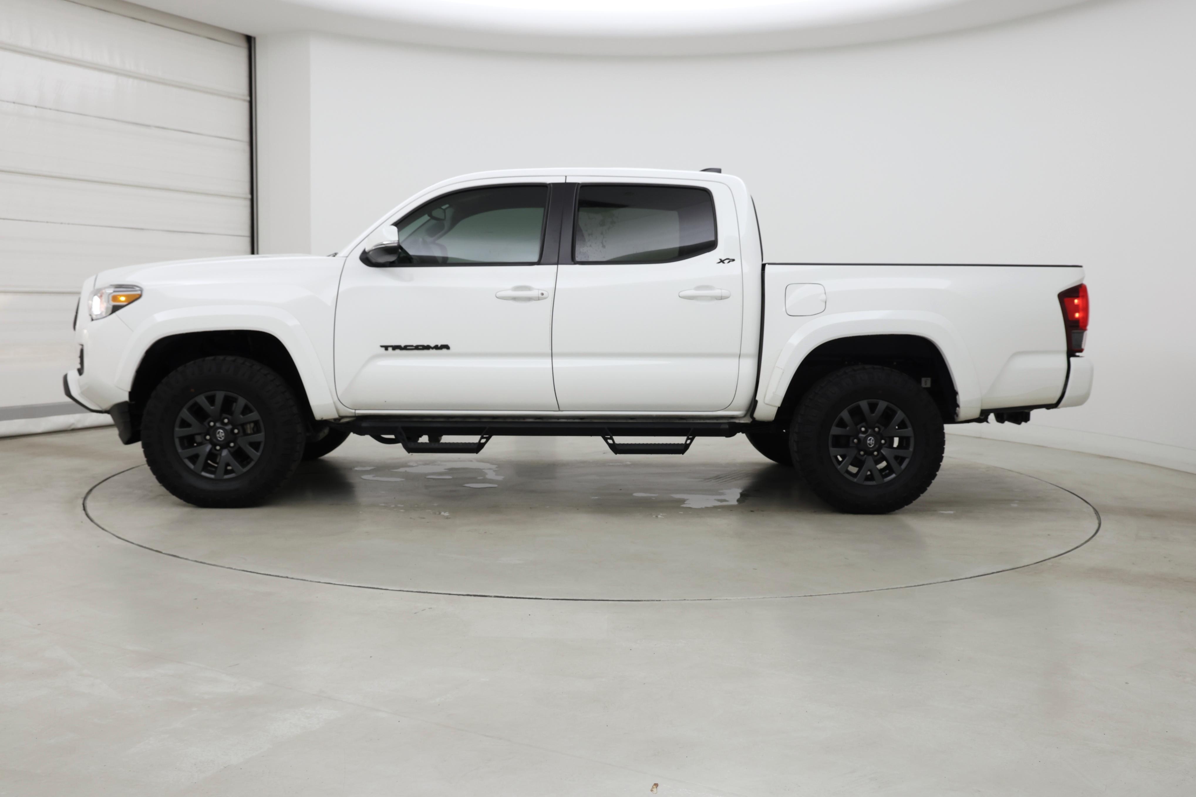 Thumbnail: 2023 Toyota Tacoma - 3
