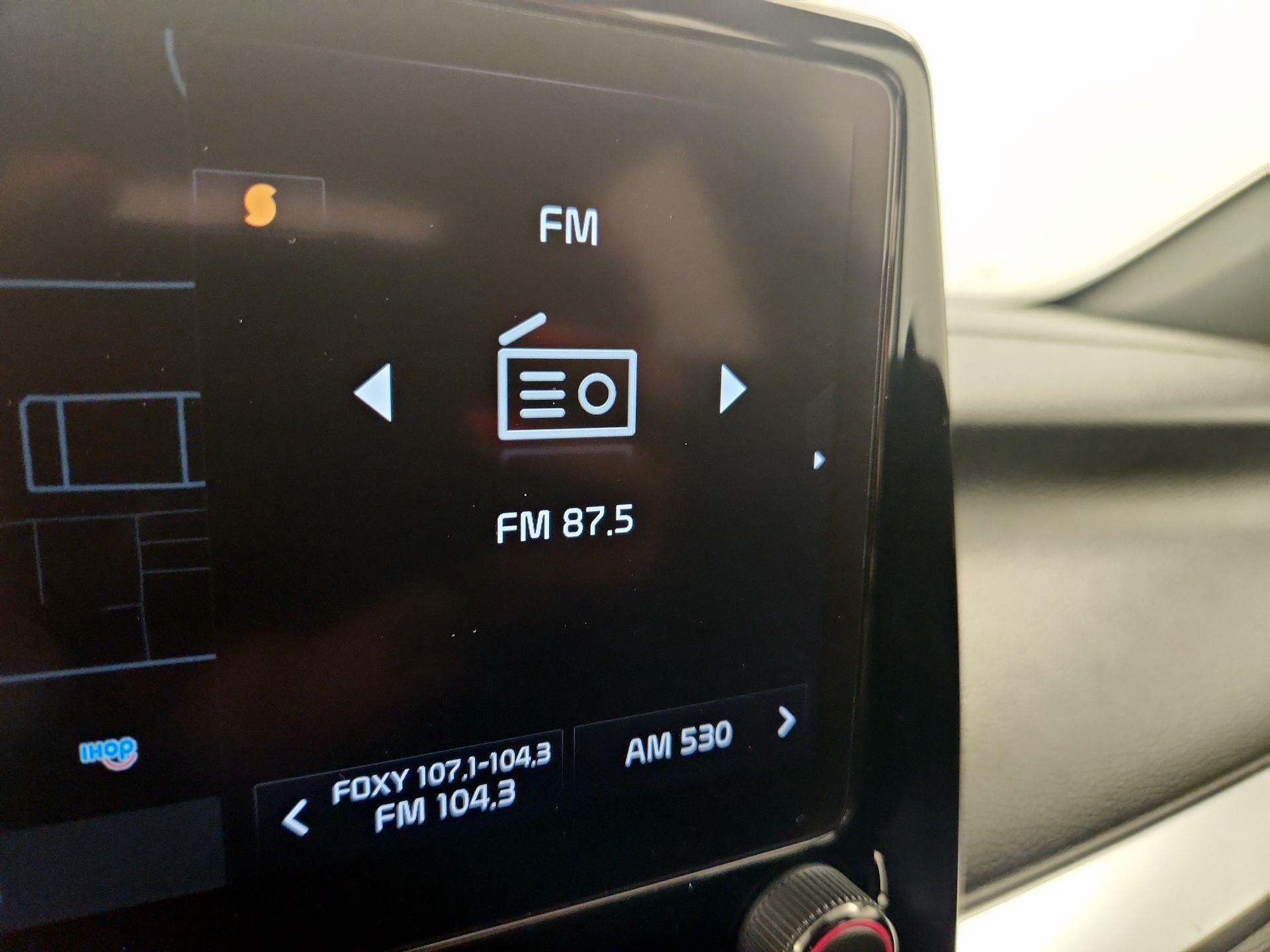 Thumbnail: 2023 Kia Forte - 16