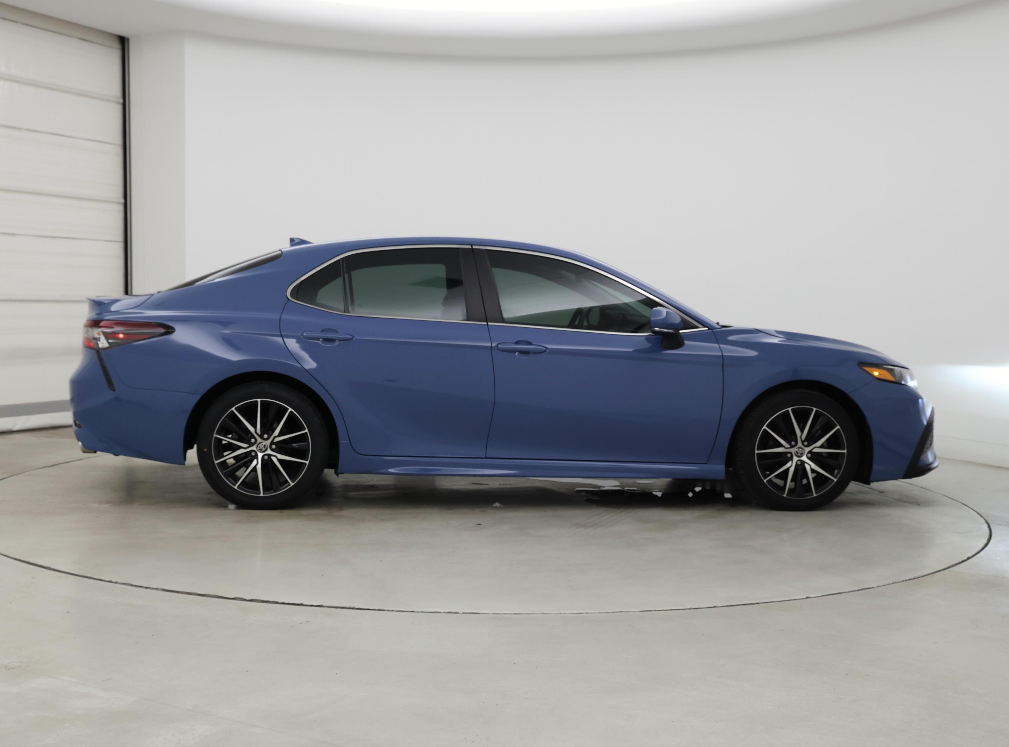 Thumbnail: 2023 Toyota Camry - 7