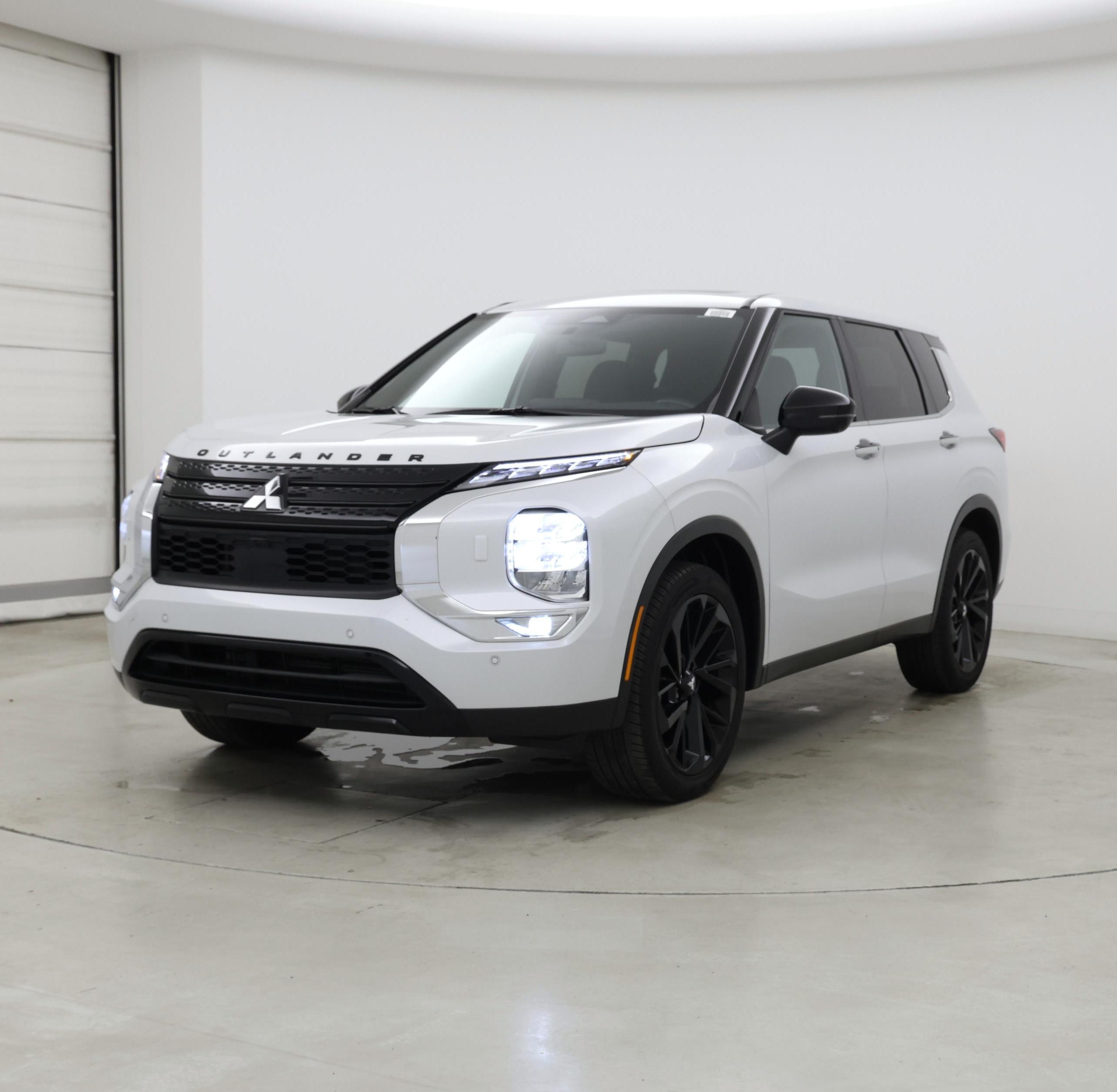 Thumbnail: 2024 Mitsubishi Outlander - 4