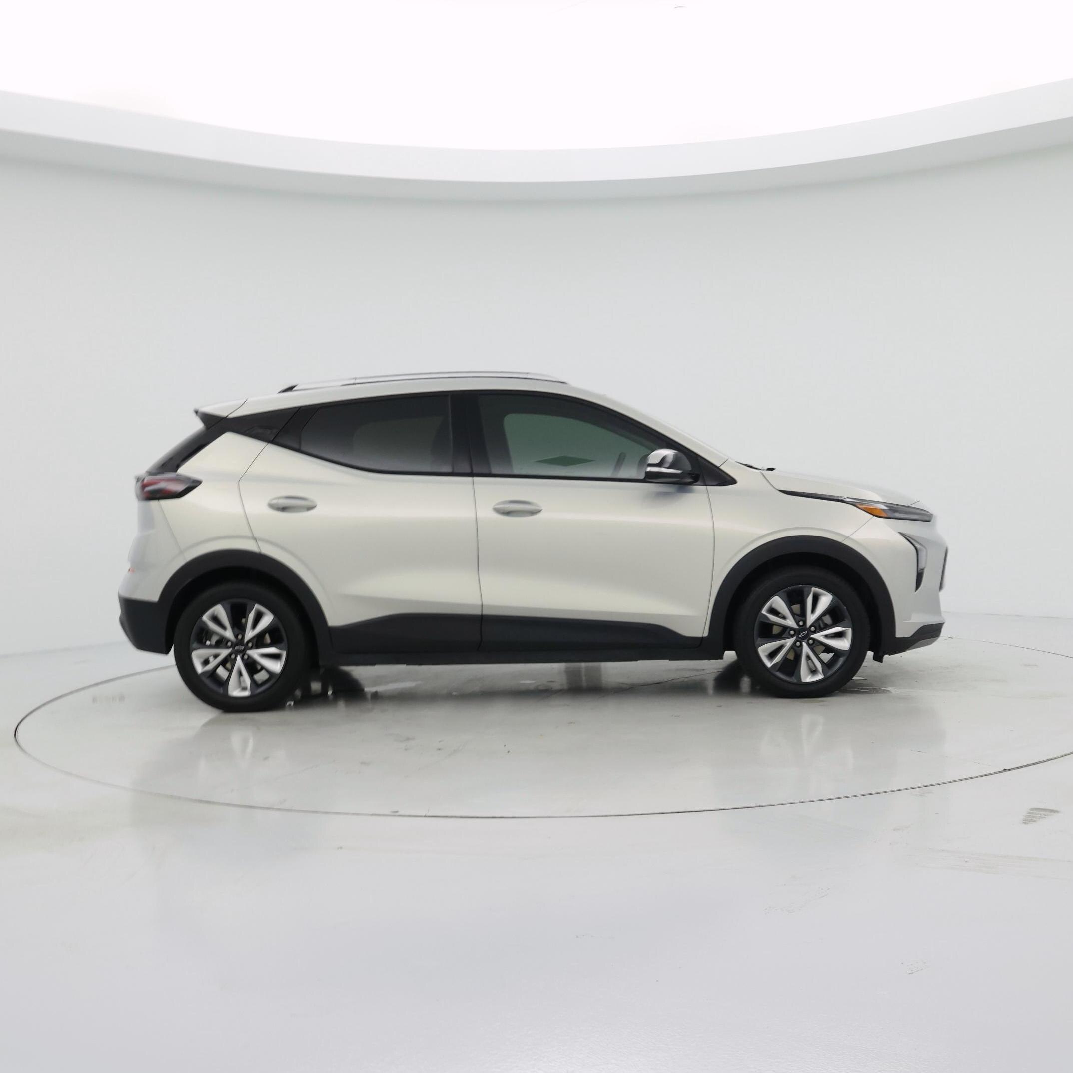 Thumbnail: 2023 Chevrolet Bolt EUV - 7