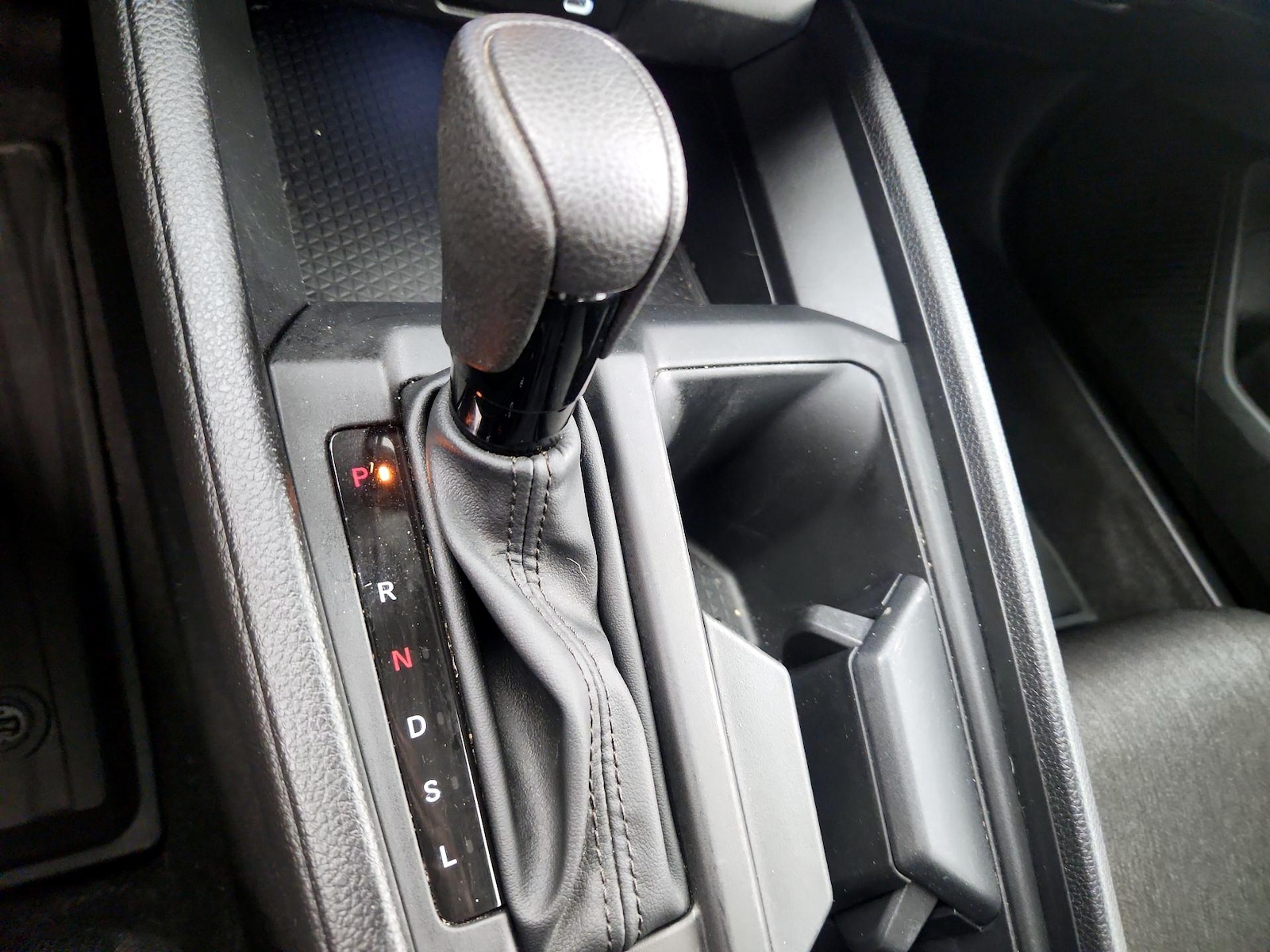 2025 Honda Accord LX - Photo 17