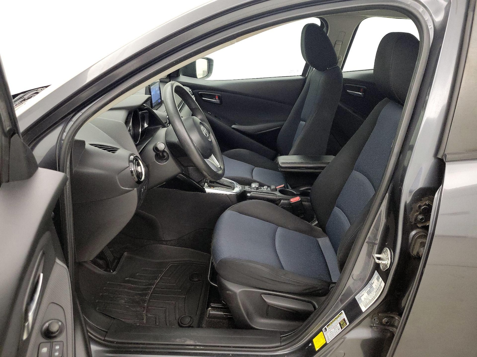 2016 Scion iA Base - Photo 12