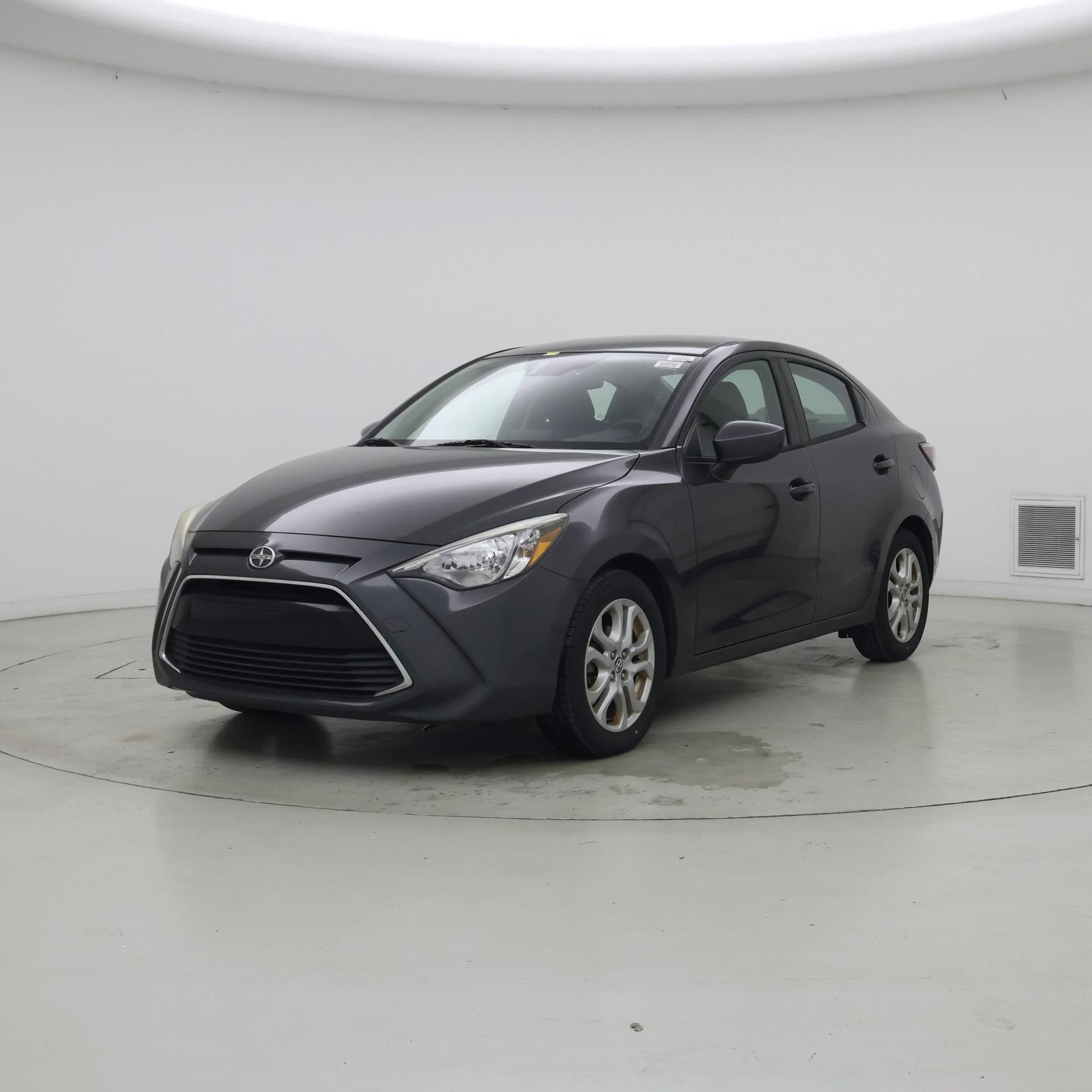 Thumbnail: 2016 Scion iA - 4
