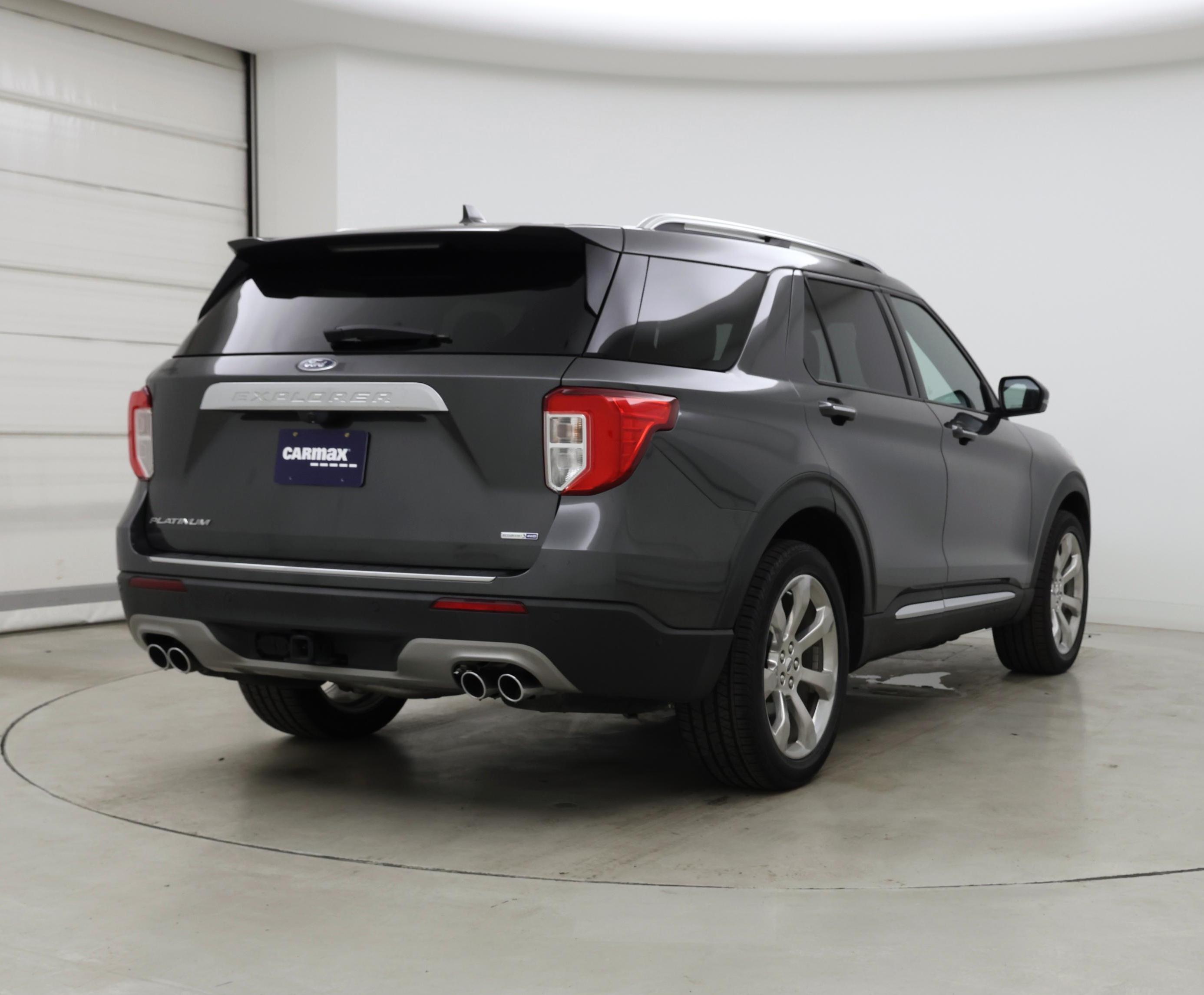 Thumbnail: 2020 Ford Explorer - 8