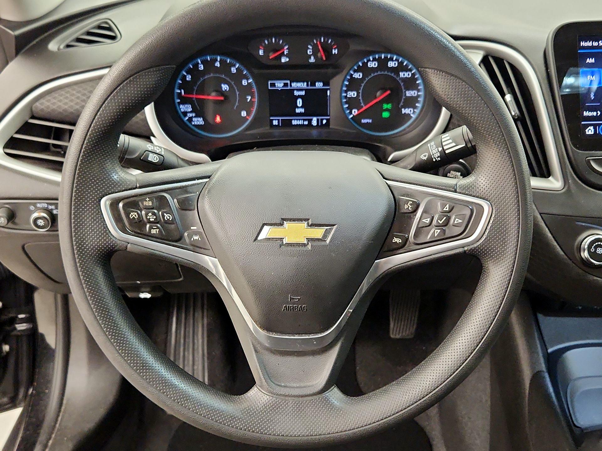 Thumbnail: 2023 Chevrolet Malibu - 10